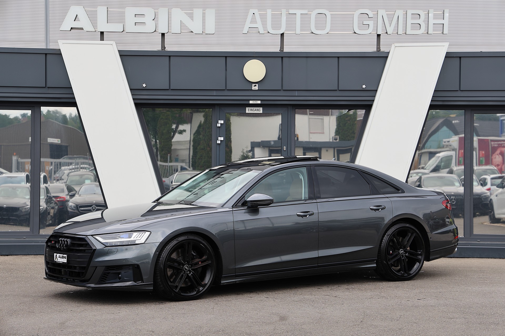 AUDI S8 4.0 V8 TFSI quattro tiptronic-showroom-element-1