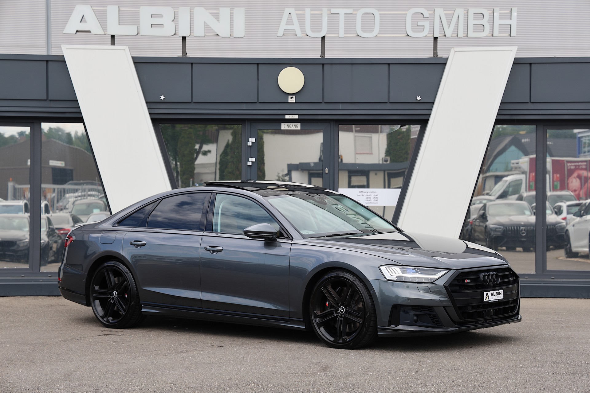 AUDI S8 4.0 V8 TFSI quattro tiptronic-showroom-element-2