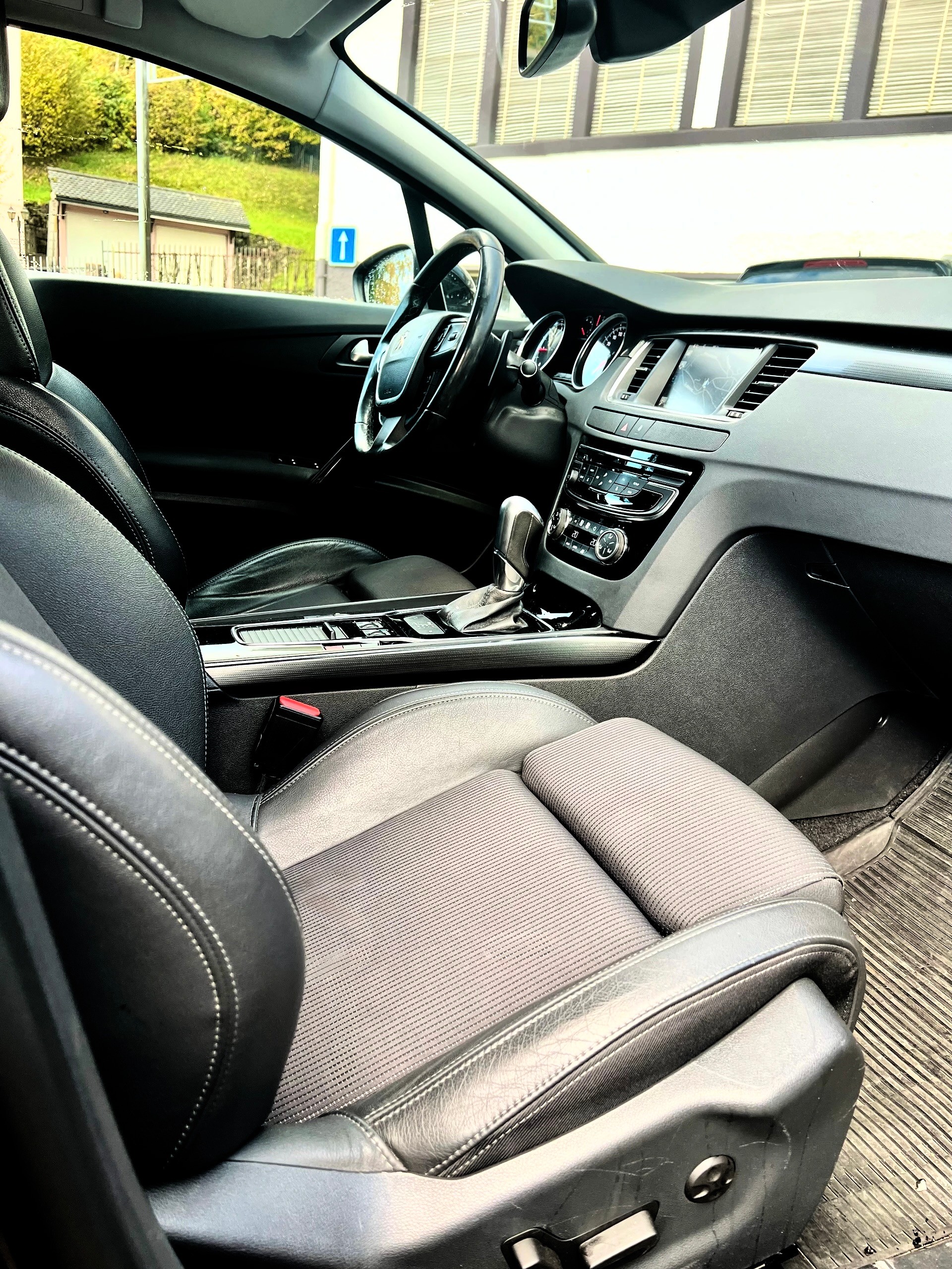 PEUGEOT 508 SW 2.0 BlueHDi Allure Automatic-image-13