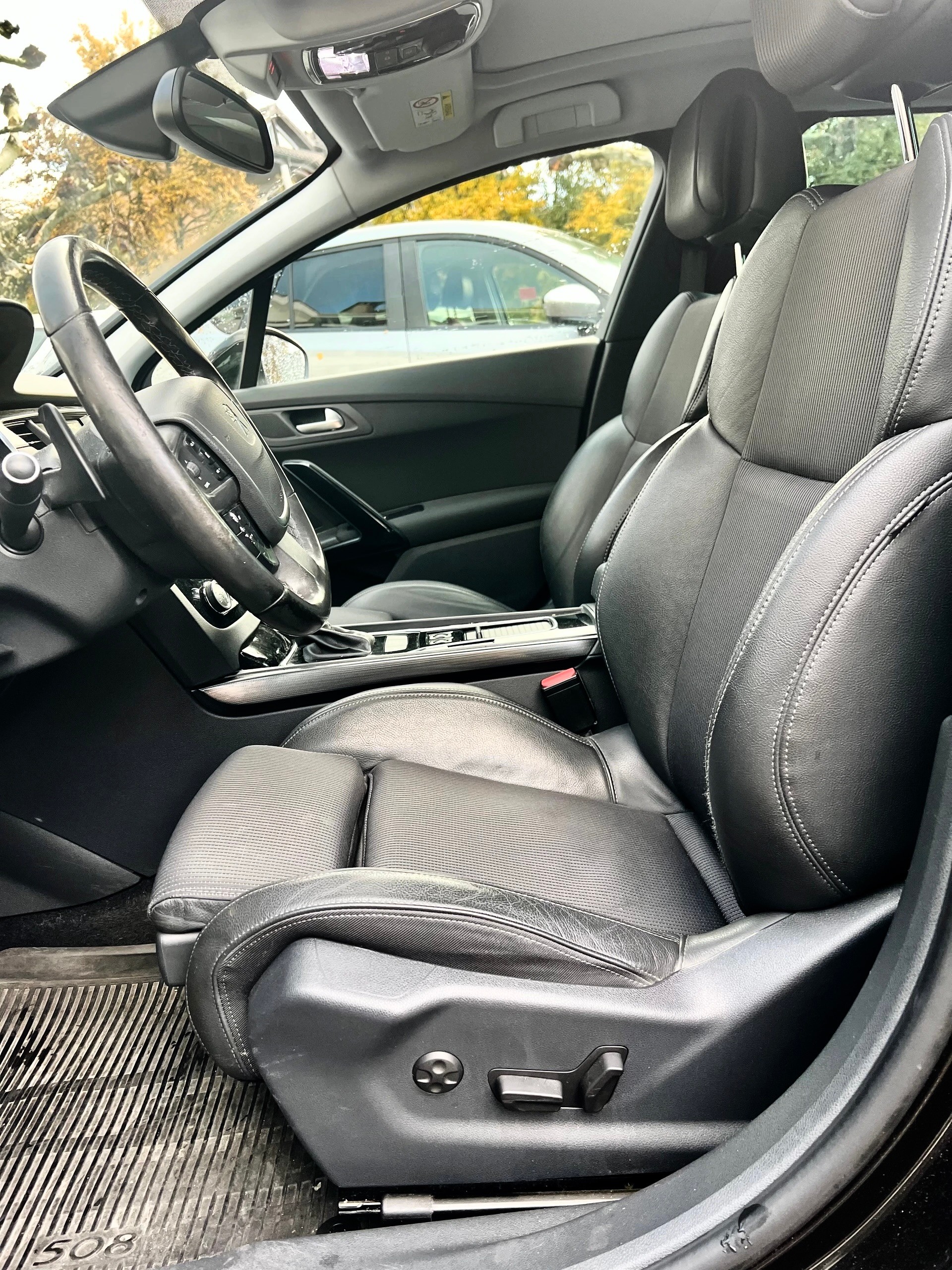 PEUGEOT 508 SW 2.0 BlueHDi Allure Automatic-image-8