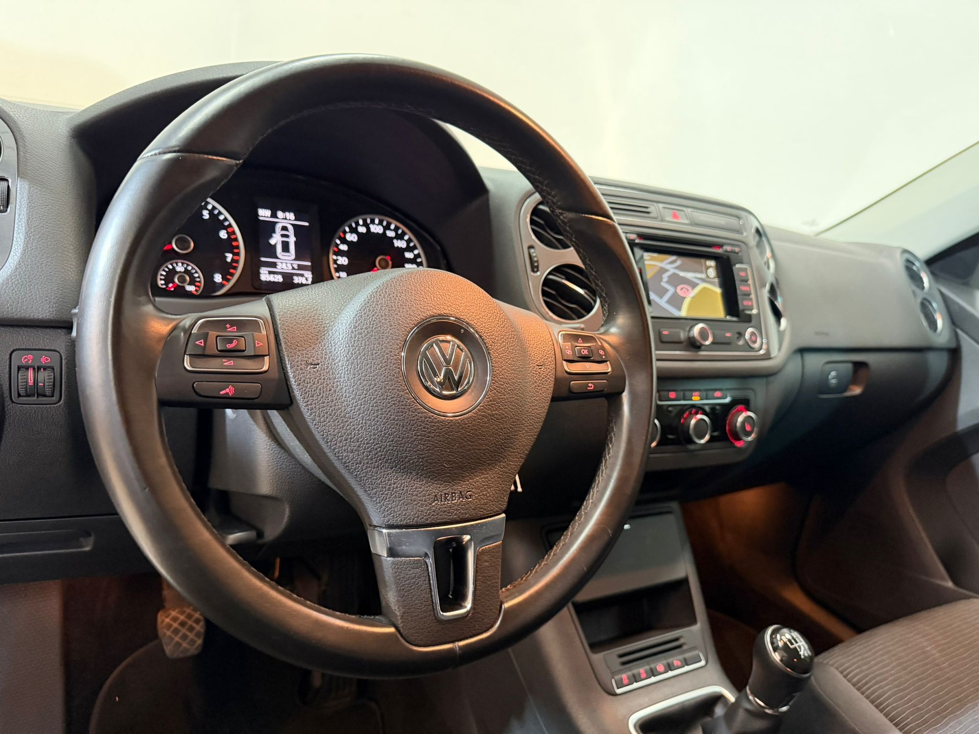 VW Tiguan 1.4 TSI BlueMotion Trend&Fun 4x2-image-5