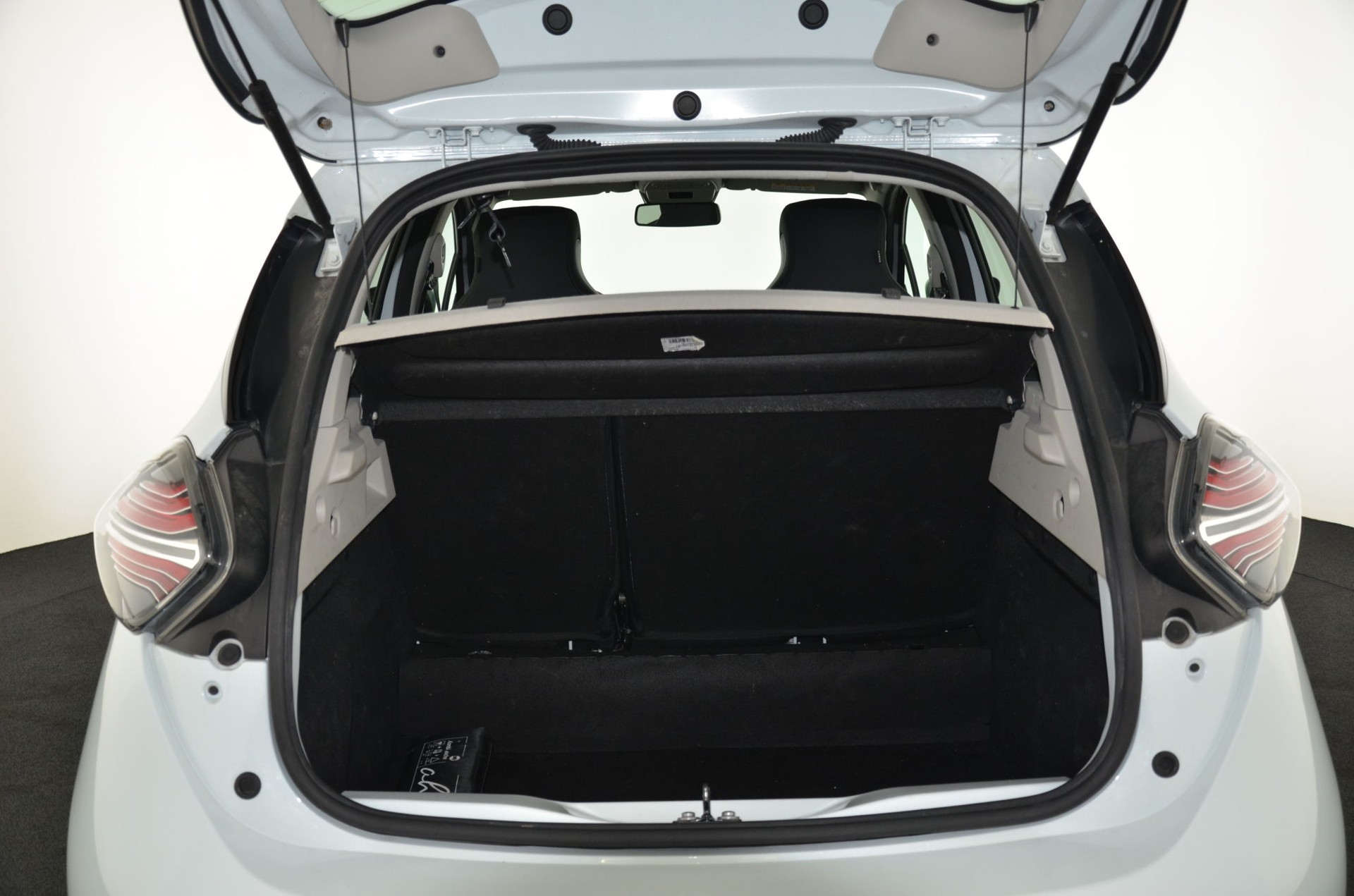 RENAULT Zoe Intens R135 (incl. Batterie)-image-23