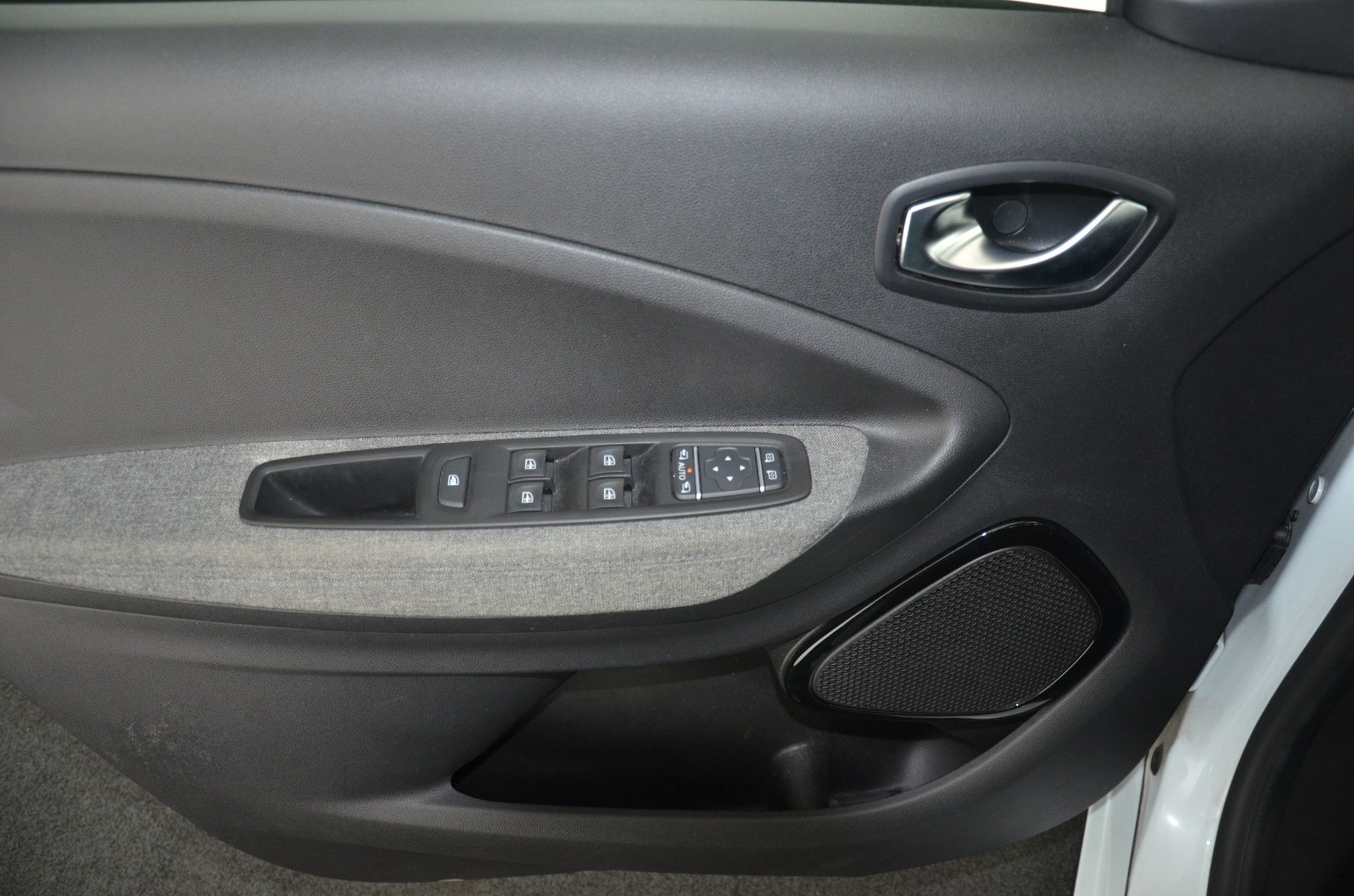 RENAULT Zoe Intens R135 (incl. Batterie)-image-22