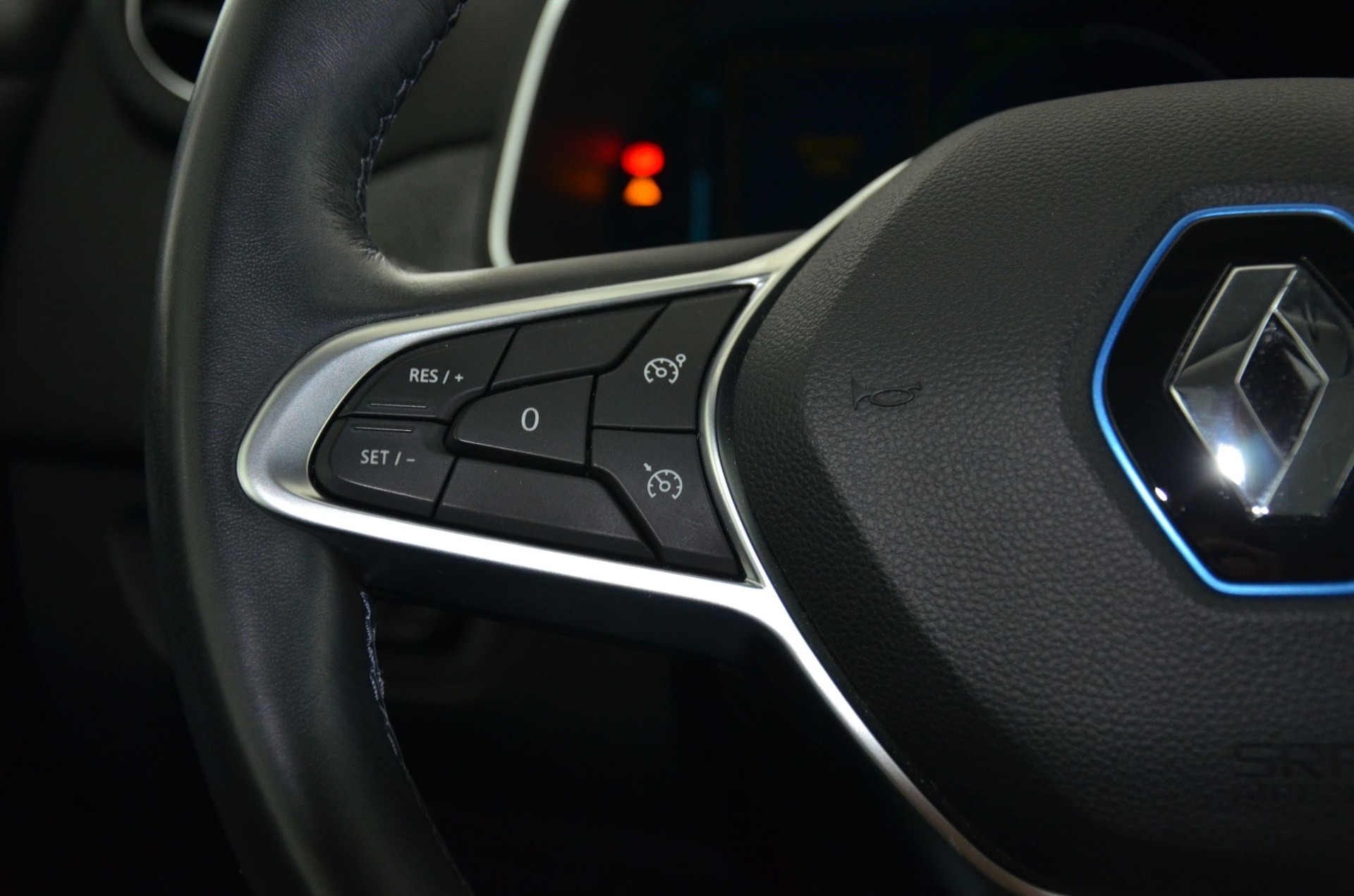 RENAULT Zoe Intens R135 (incl. Batterie)-image-19