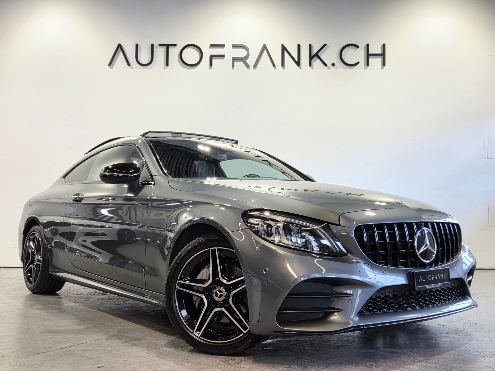 MERCEDES-BENZ C 200 AMG Line 4matic Coupé-image-8