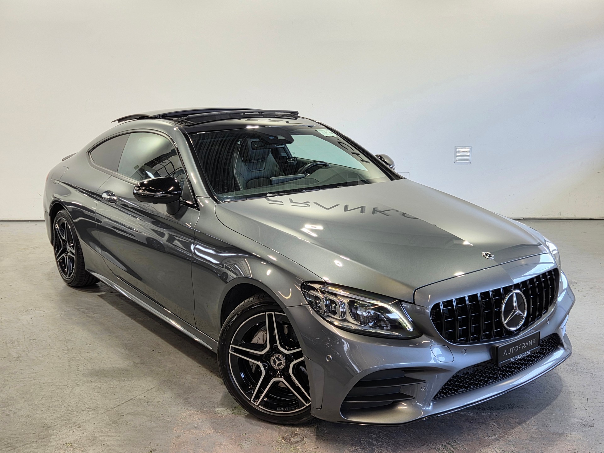 MERCEDES-BENZ C 200 AMG Line 4matic Coupé-image-16