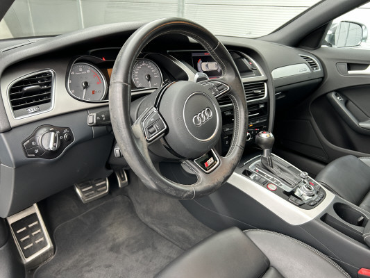 AUDI S4 Avant 3.0 TFSI quatt-image-7