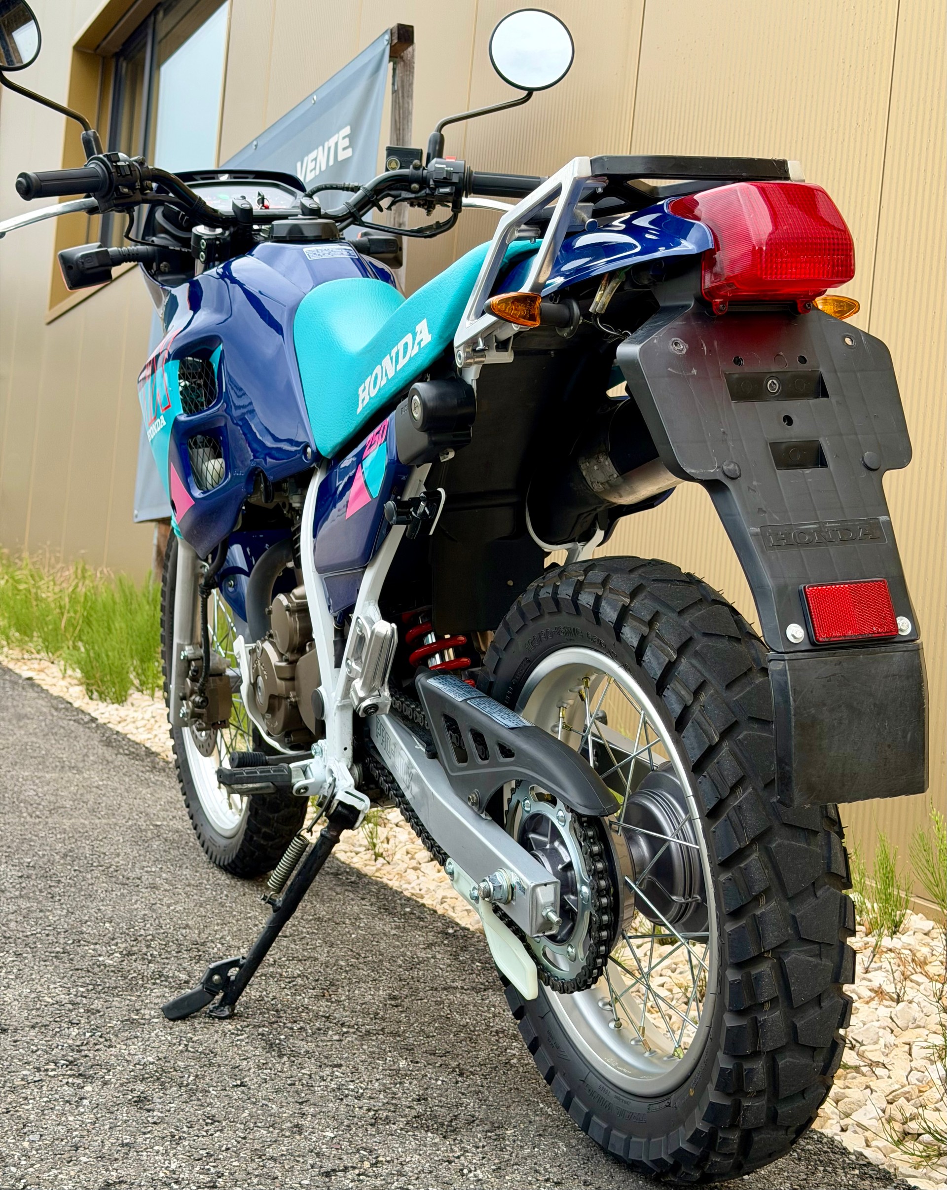 HONDA NX 250 M-image-12