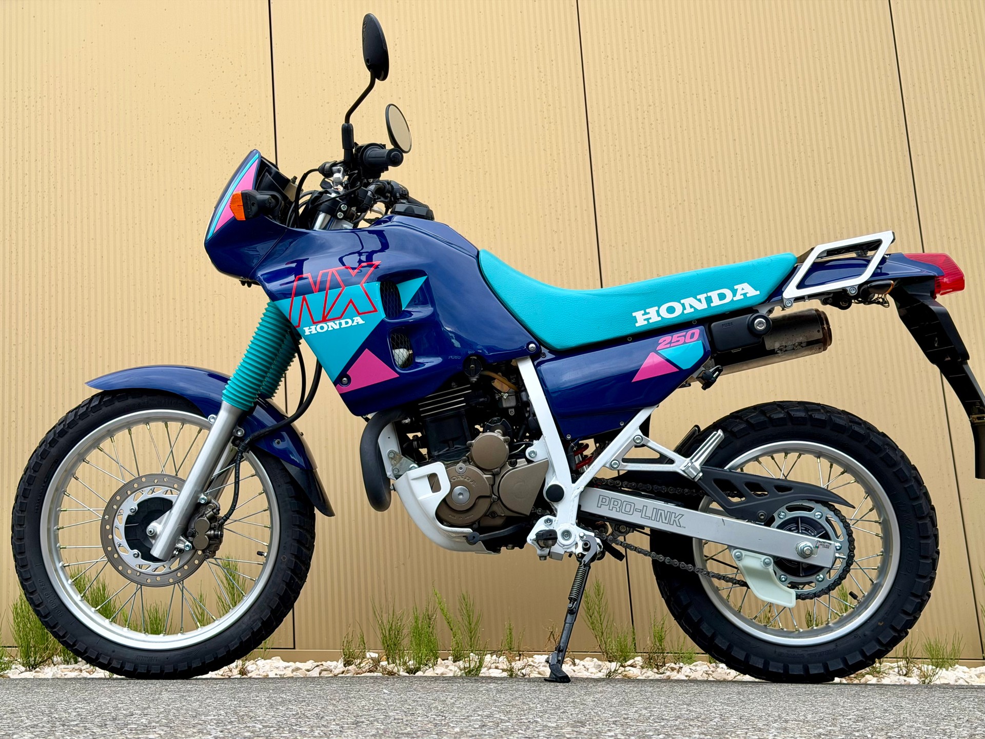 HONDA NX 250 M-image-10