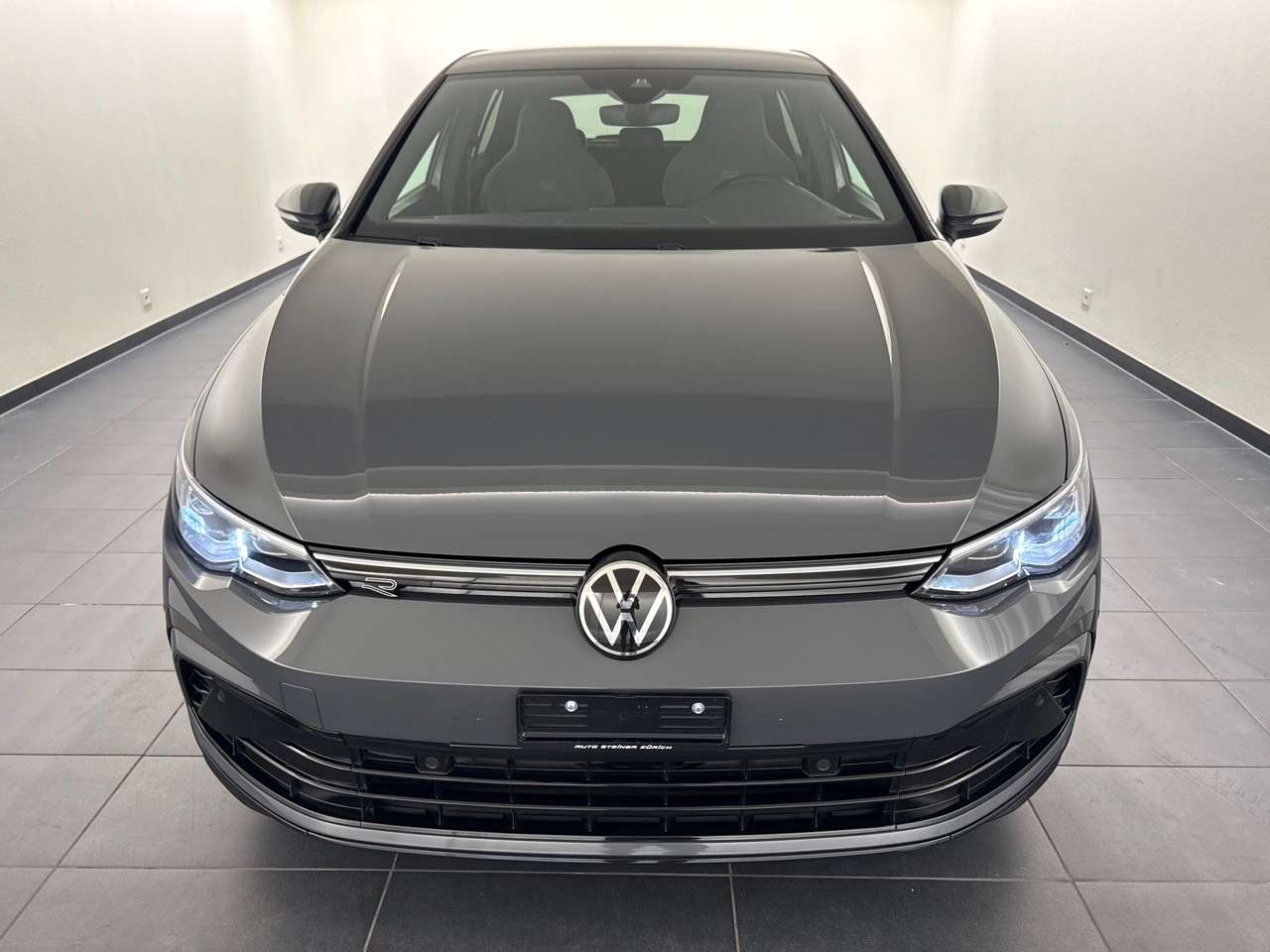 VW Golf 2.0 TDI R-Line DSG-image-14