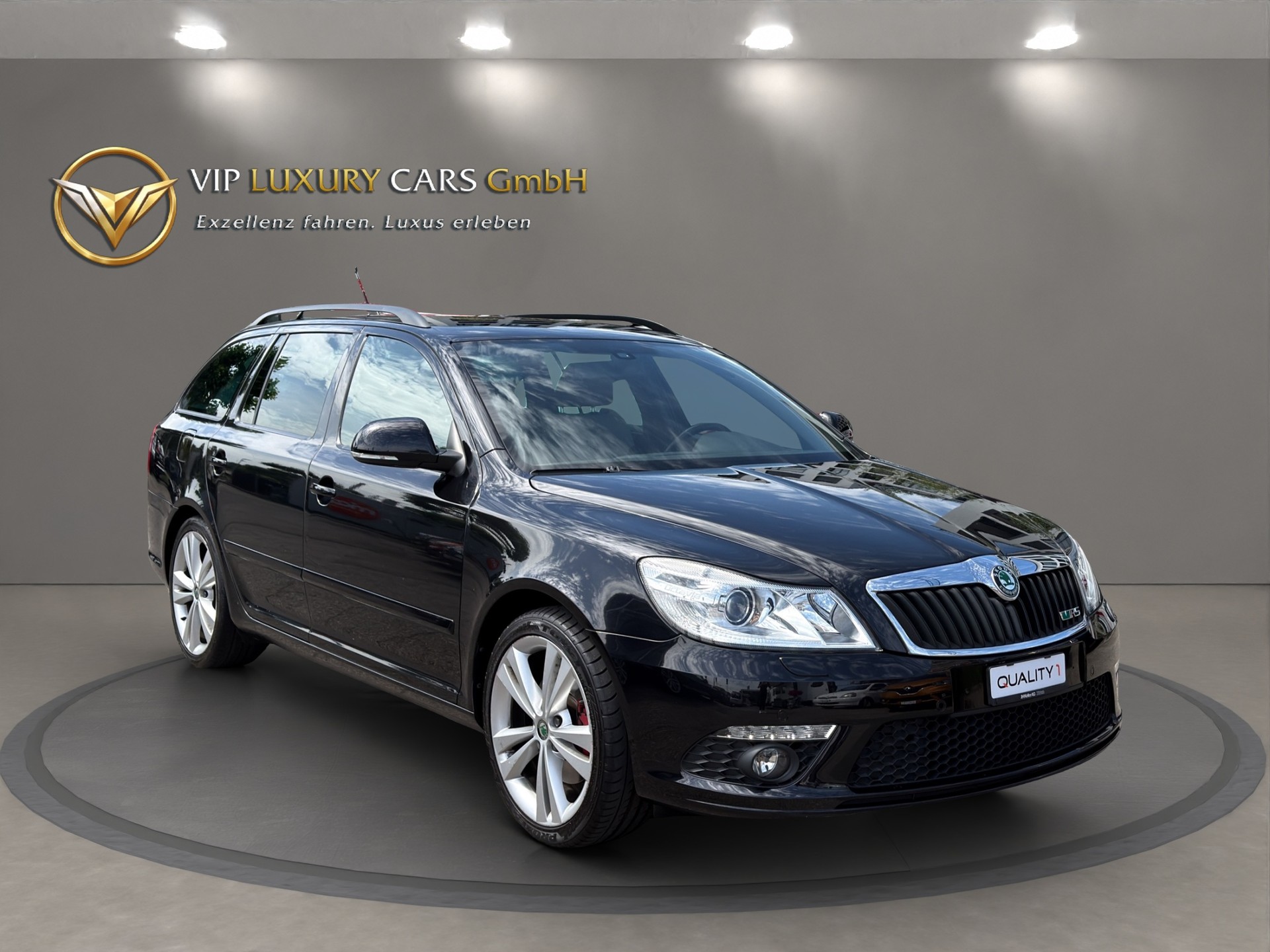 SKODA Octavia Combi 2.0 TSI RS DSG 200 PS Frisch Ab MFK & Service-showroom-element-3