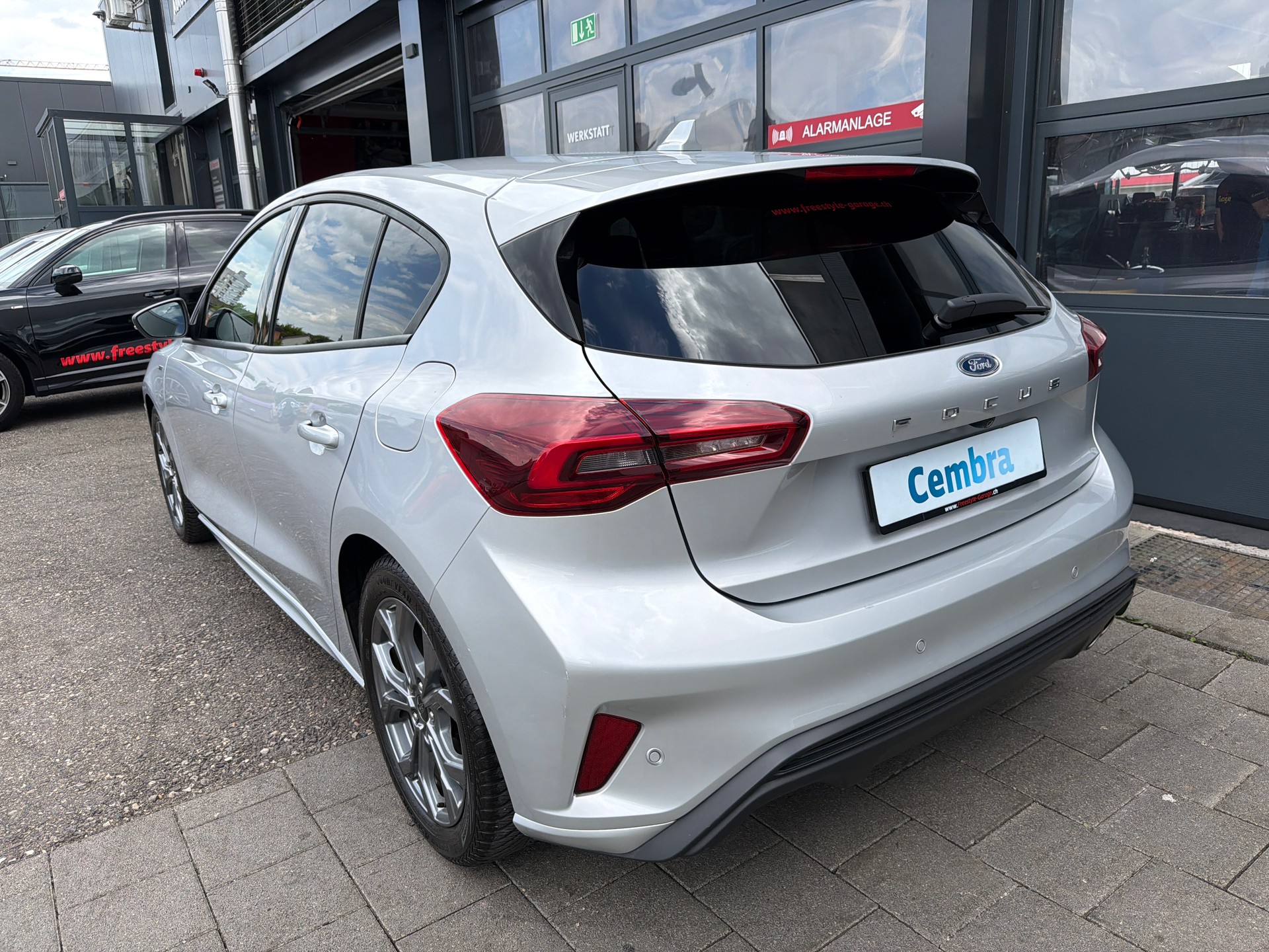 FORD Focus 1.5 TDCi EcoBlue ST-Line Automatic-showroom-element-3