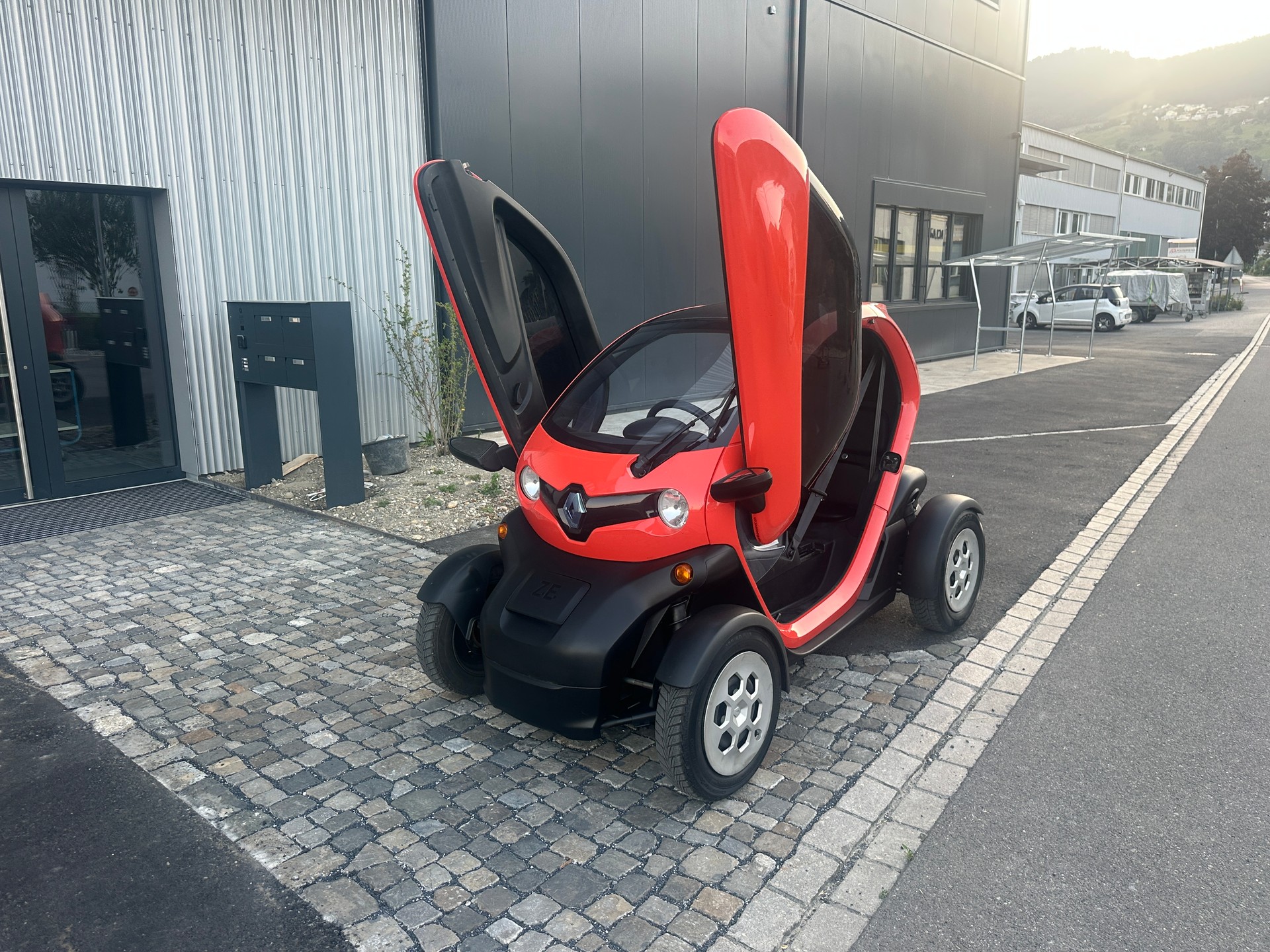 RENAULT Twizy Z.E. Sport Edition (Batterie Super )