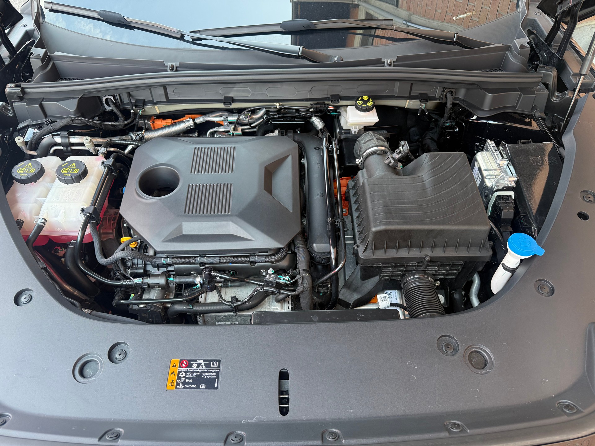 MG HS 1.5 T PHEV Luxury-image-13