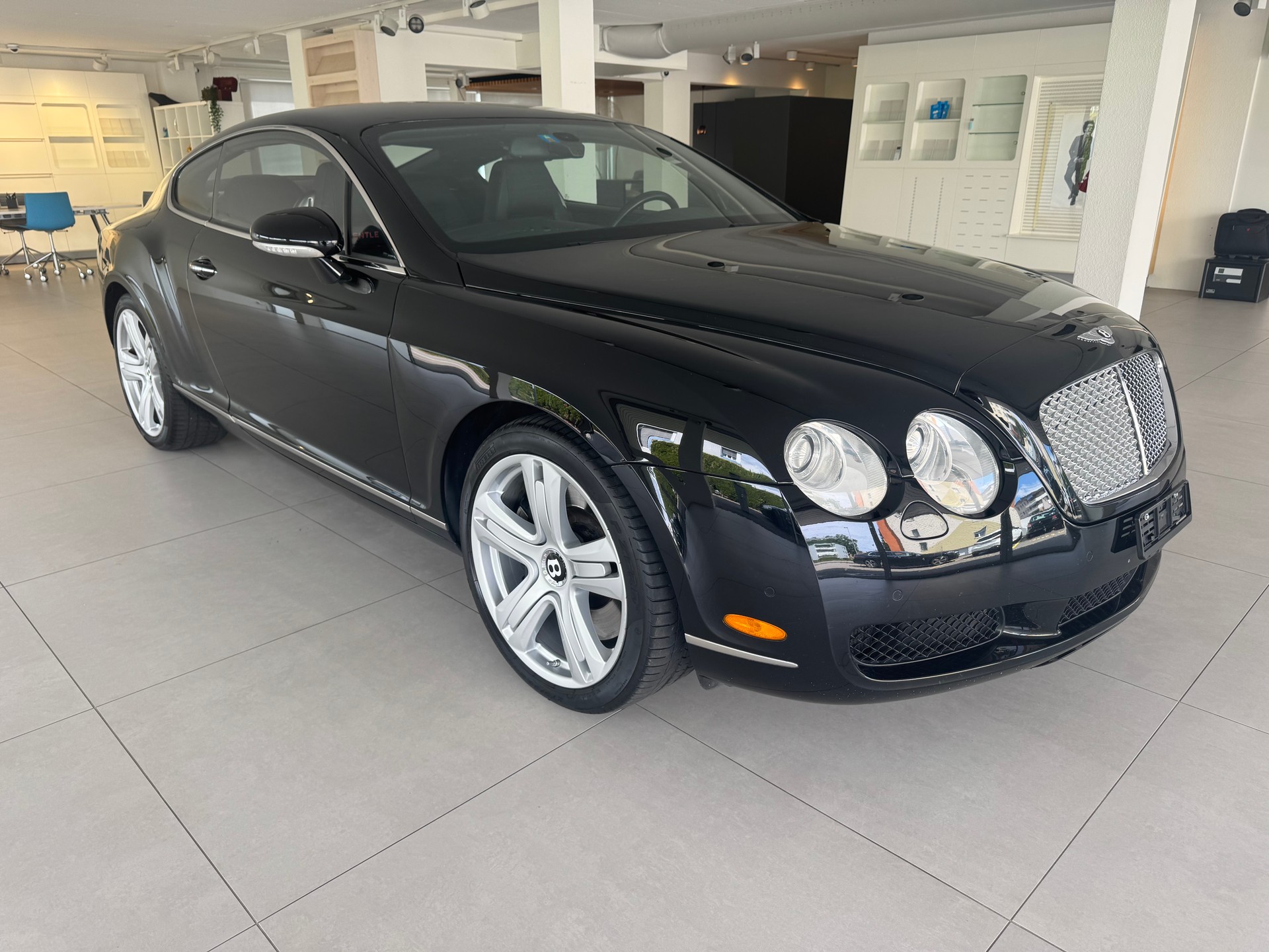 BENTLEY Continental GT 6.0-showroom-element-1