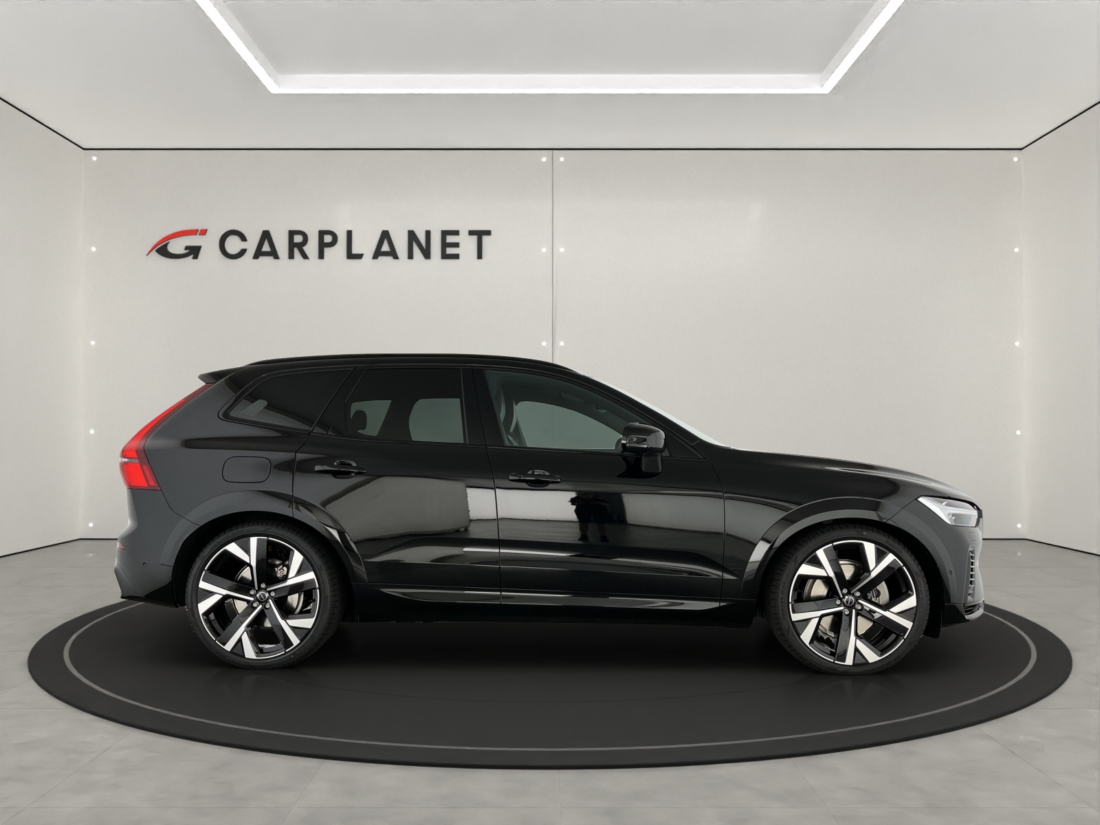 VOLVO XC60 2.0 T6 TE Black Edition eAWD-showroom-element-2