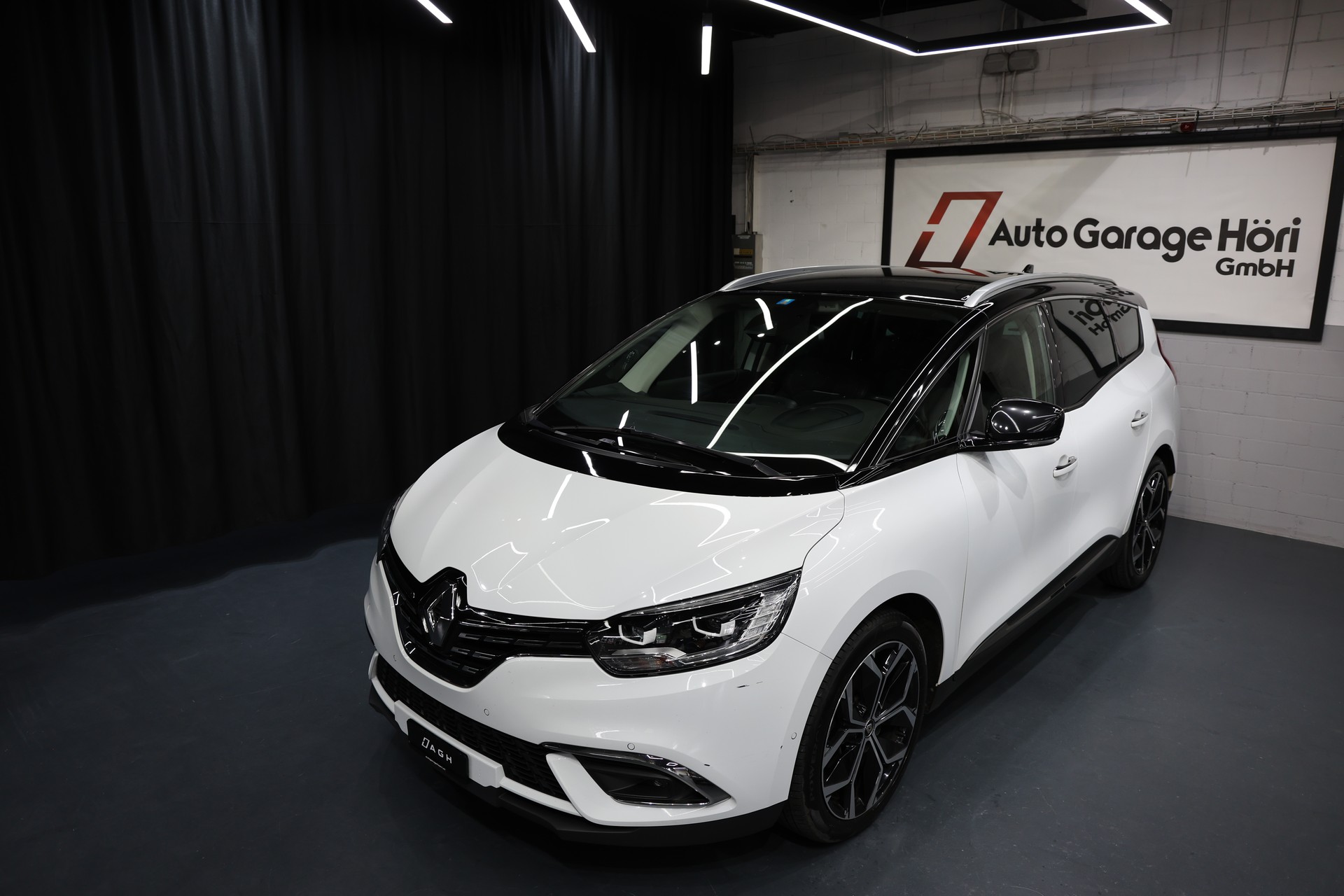 RENAULT Grand Scénic 1.3 16V Turbo Intens EDC-showroom-element-1