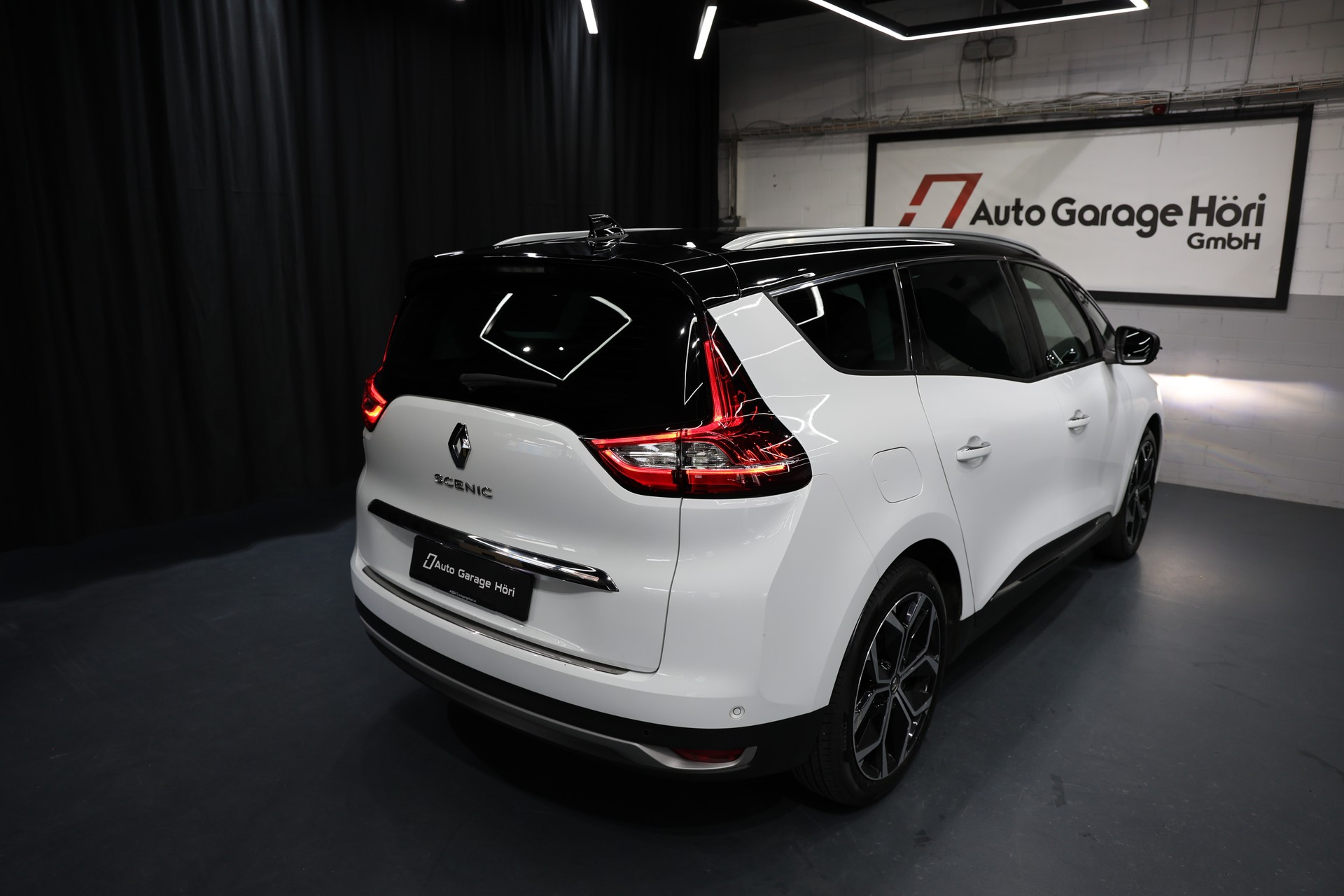 RENAULT Grand Scénic 1.3 16V Turbo Intens EDC-image-13