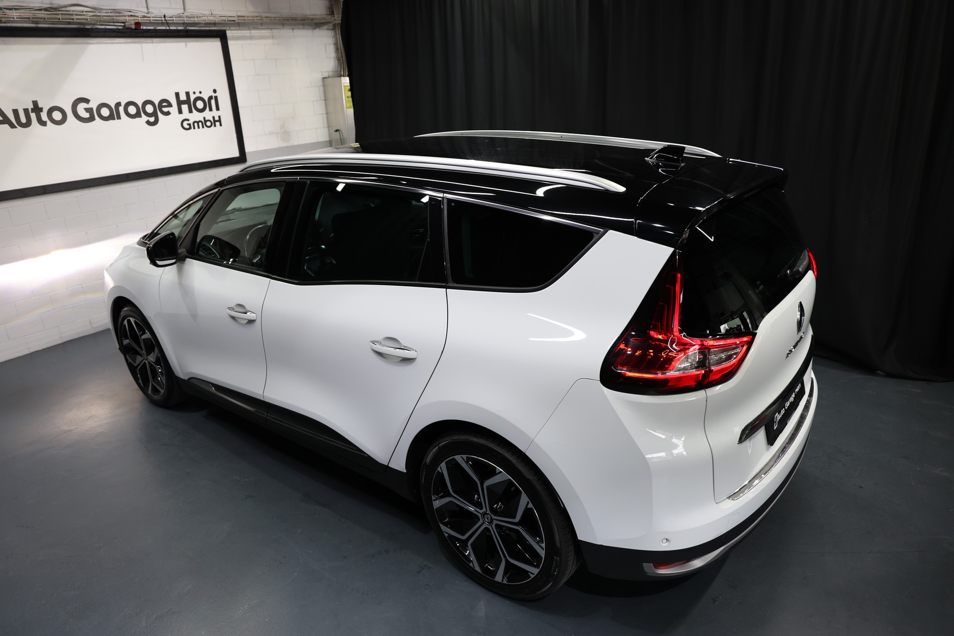 RENAULT Grand Scénic 1.3 16V Turbo Intens EDC-image-23
