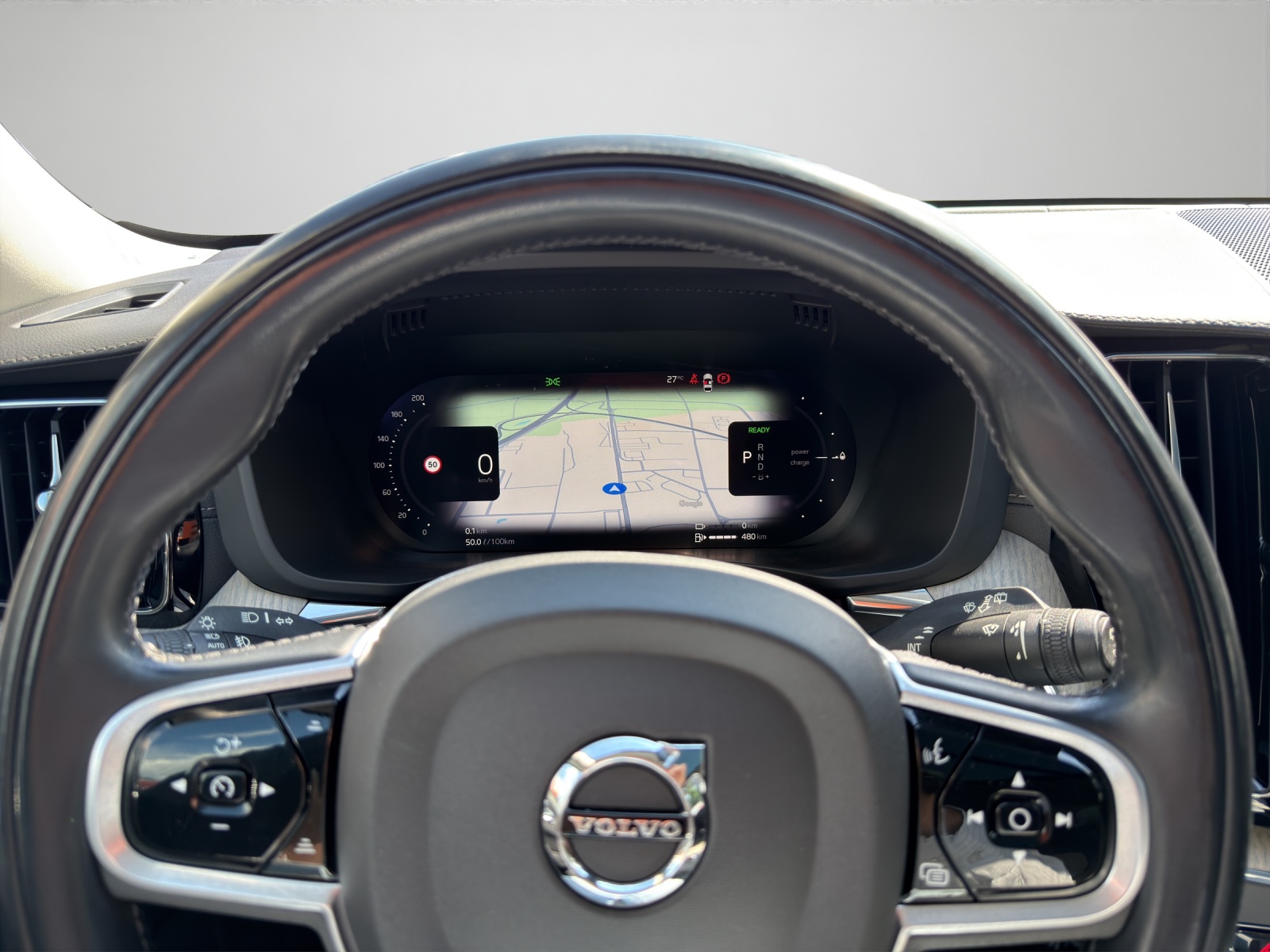 VOLVO XC60 2.0 T6 TE Inscription eAWD-image-12