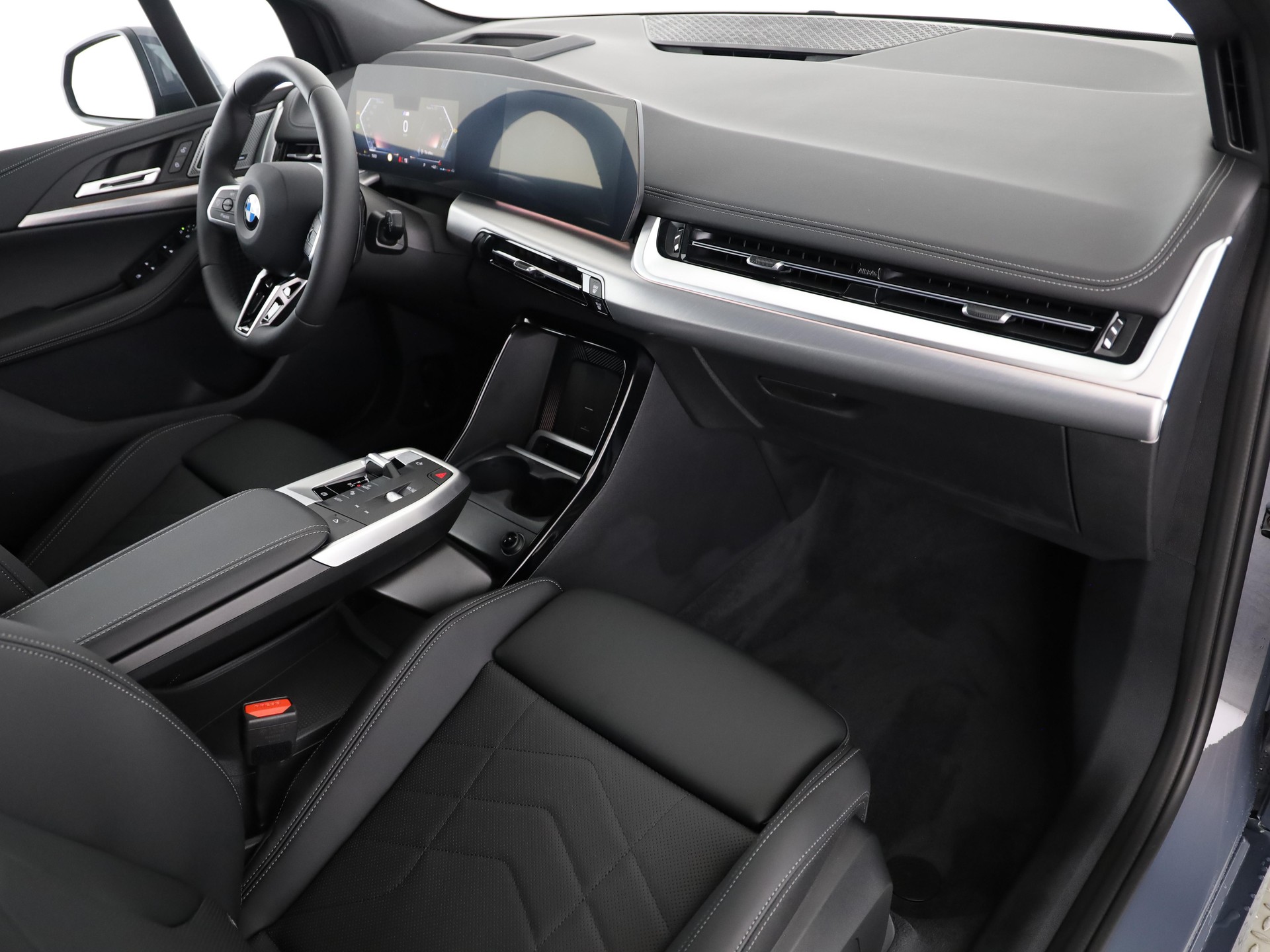 BMW 223d xDrive Active Tourer-image-14