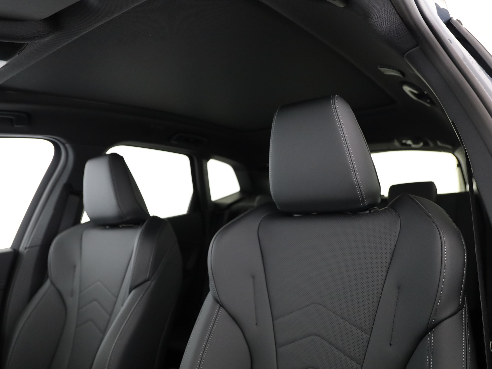 BMW 223d xDrive Active Tourer-image-11