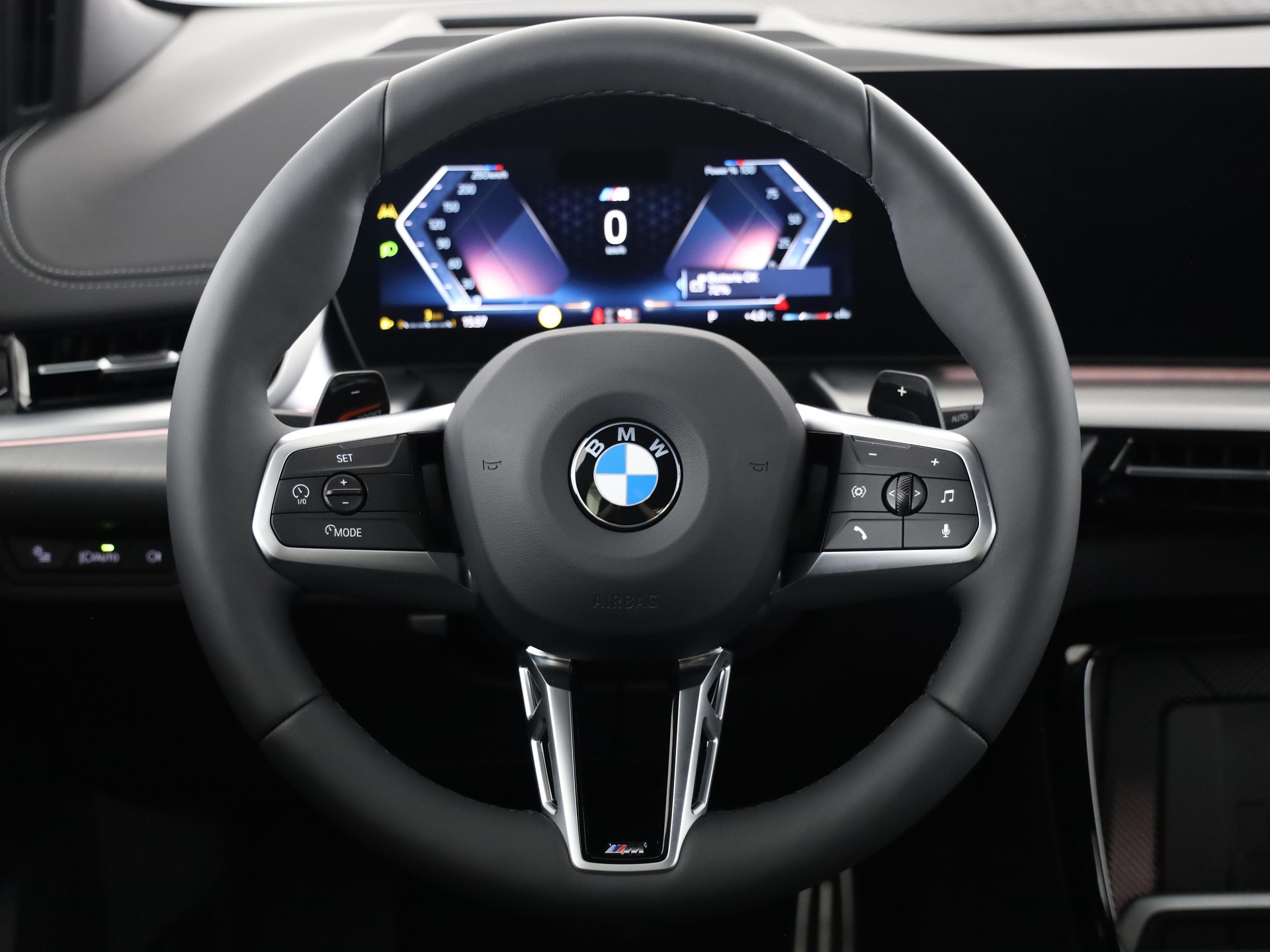 BMW 223d xDrive Active Tourer-image-18
