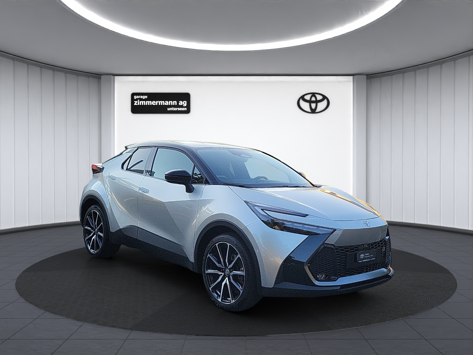 TOYOTA C-HR 2.0 PHEV GR Sport-showroom-element-2