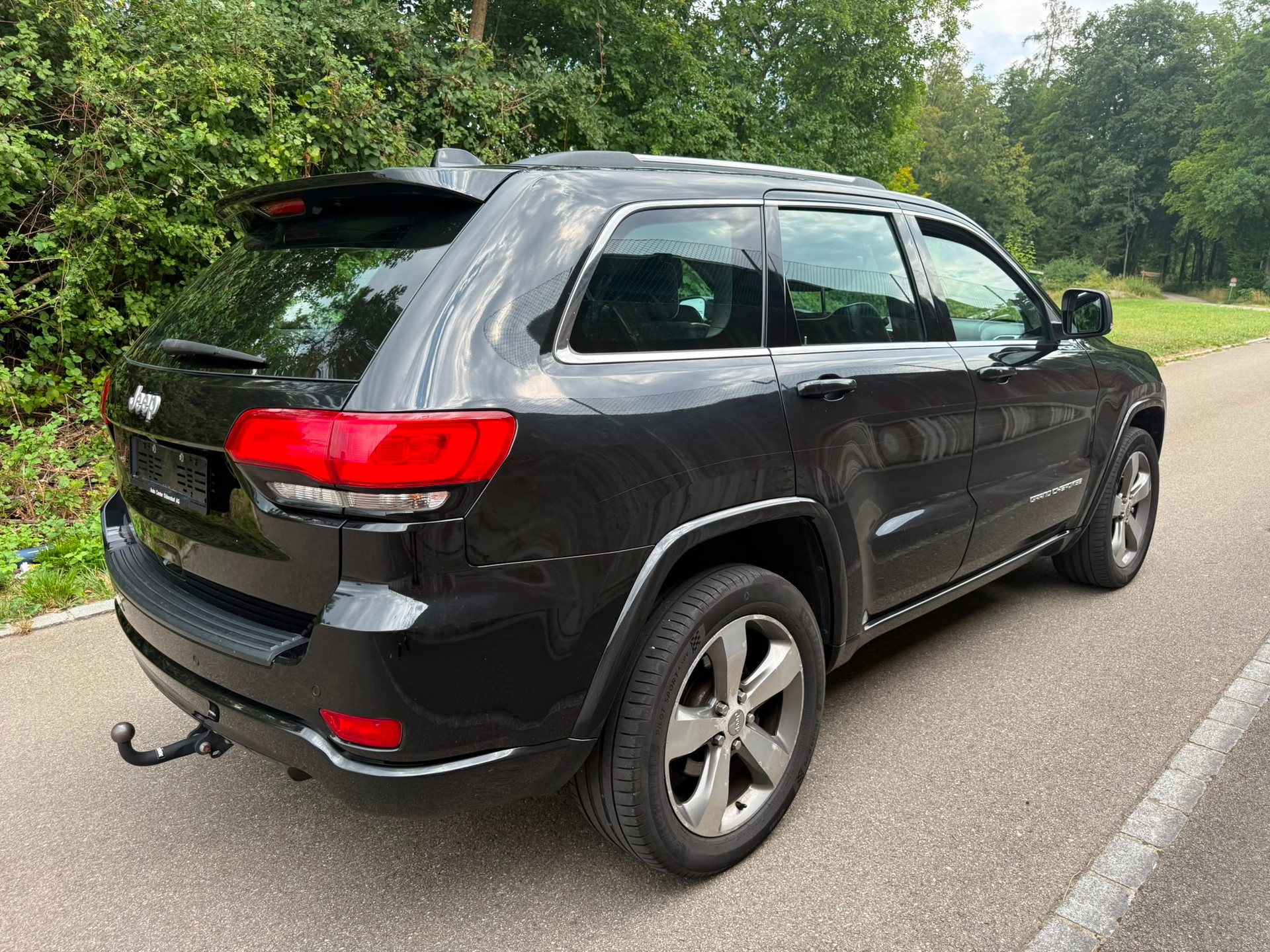 JEEP Grand Cherokee 3.0 CRD Summit Automatic-image-5