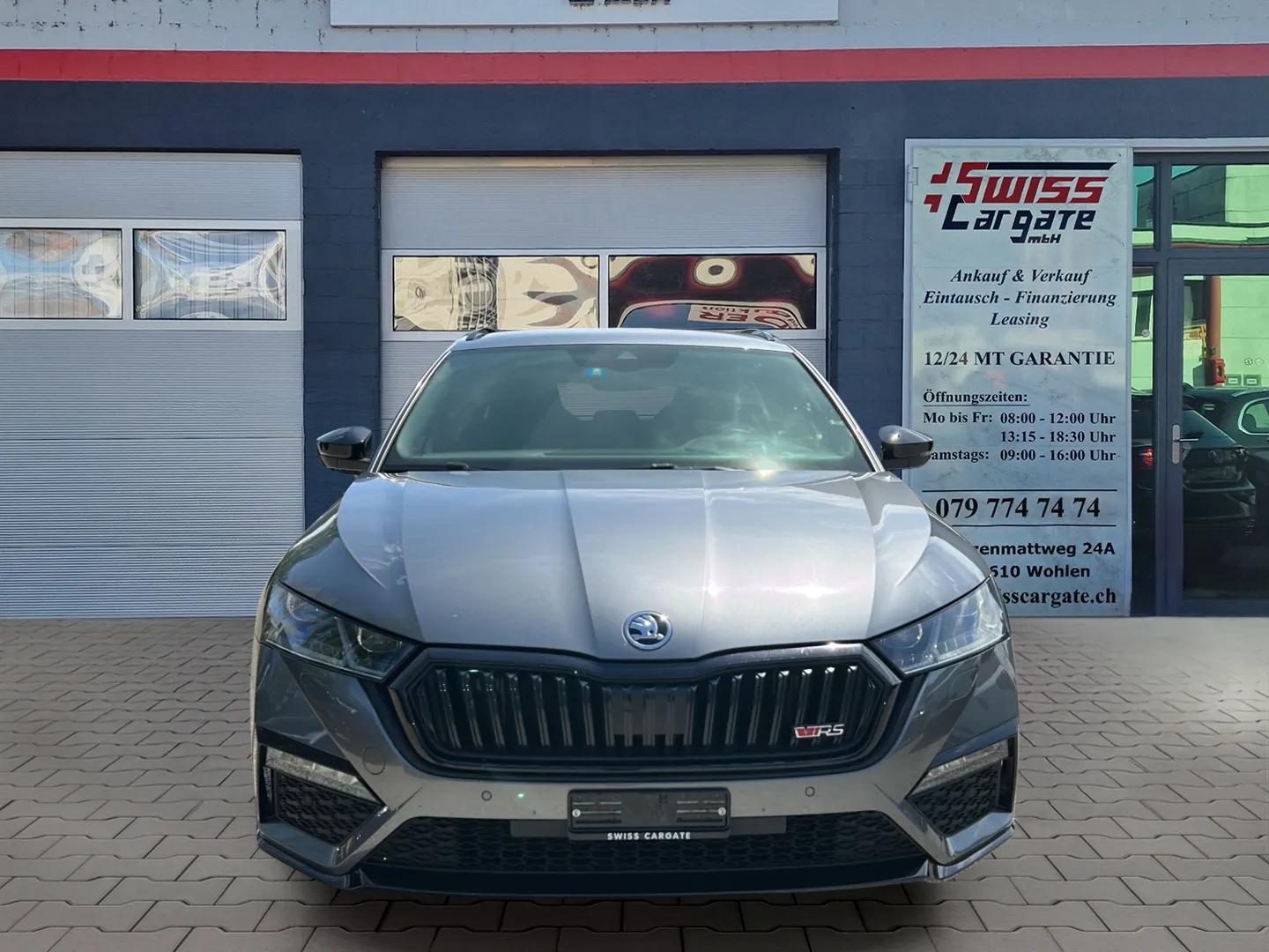 SKODA Octavia Combi 2.0 TDI DSG RS 4x4 mit AHK-Vorbereitung & 5J Werksgarantie oder bis 100000km-showroom-element-2