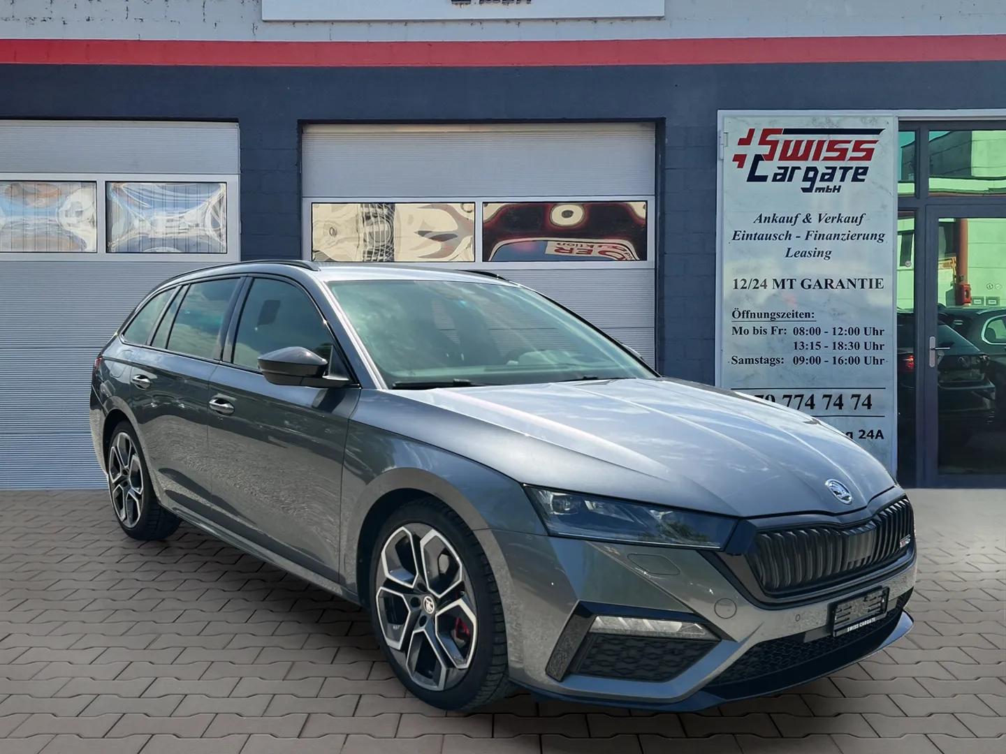SKODA Octavia Combi 2.0 TDI DSG RS 4x4 mit AHK-Vorbereitung & 5J Werksgarantie oder bis 100000km-showroom-element-1