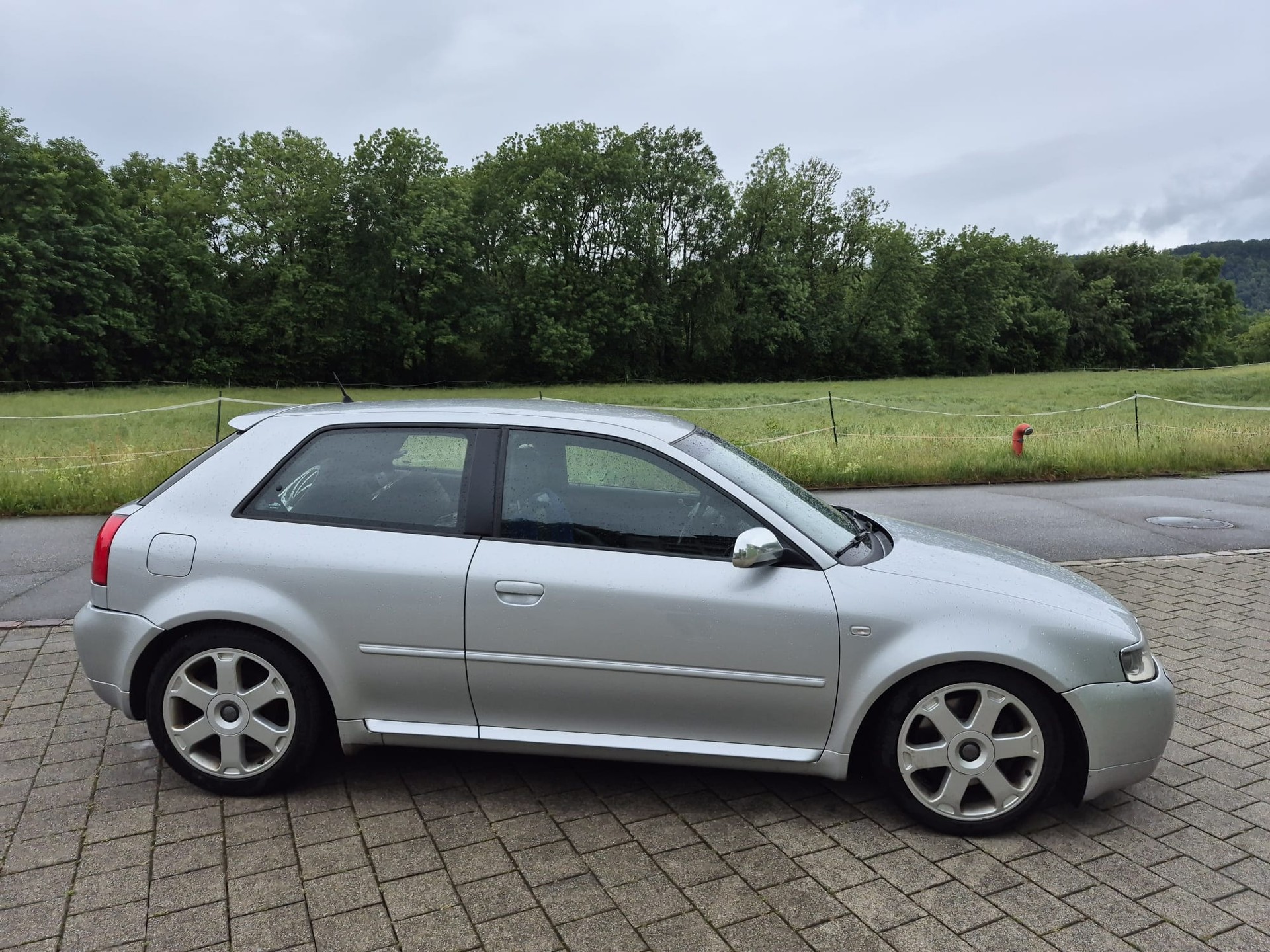 AUDI S3 quattro-image-4