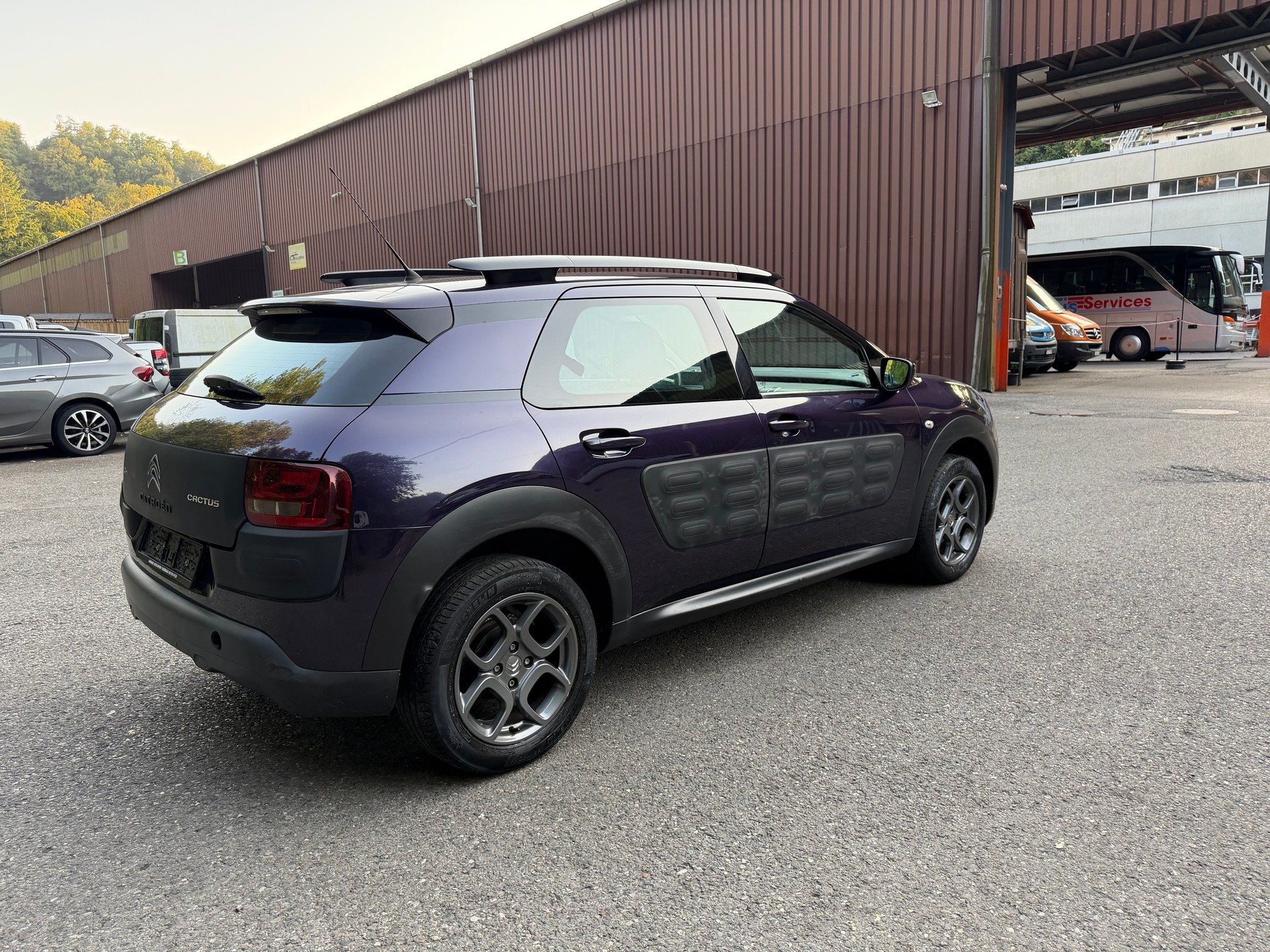 CITROEN C4 Cactus 1.2 e-VTi Shine Edition ETG-image-6