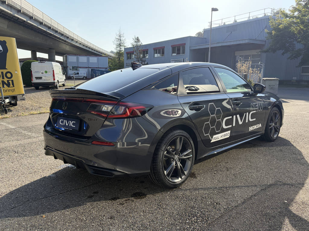HONDA Civic 2.0 i-MMD Sport-showroom-element-2