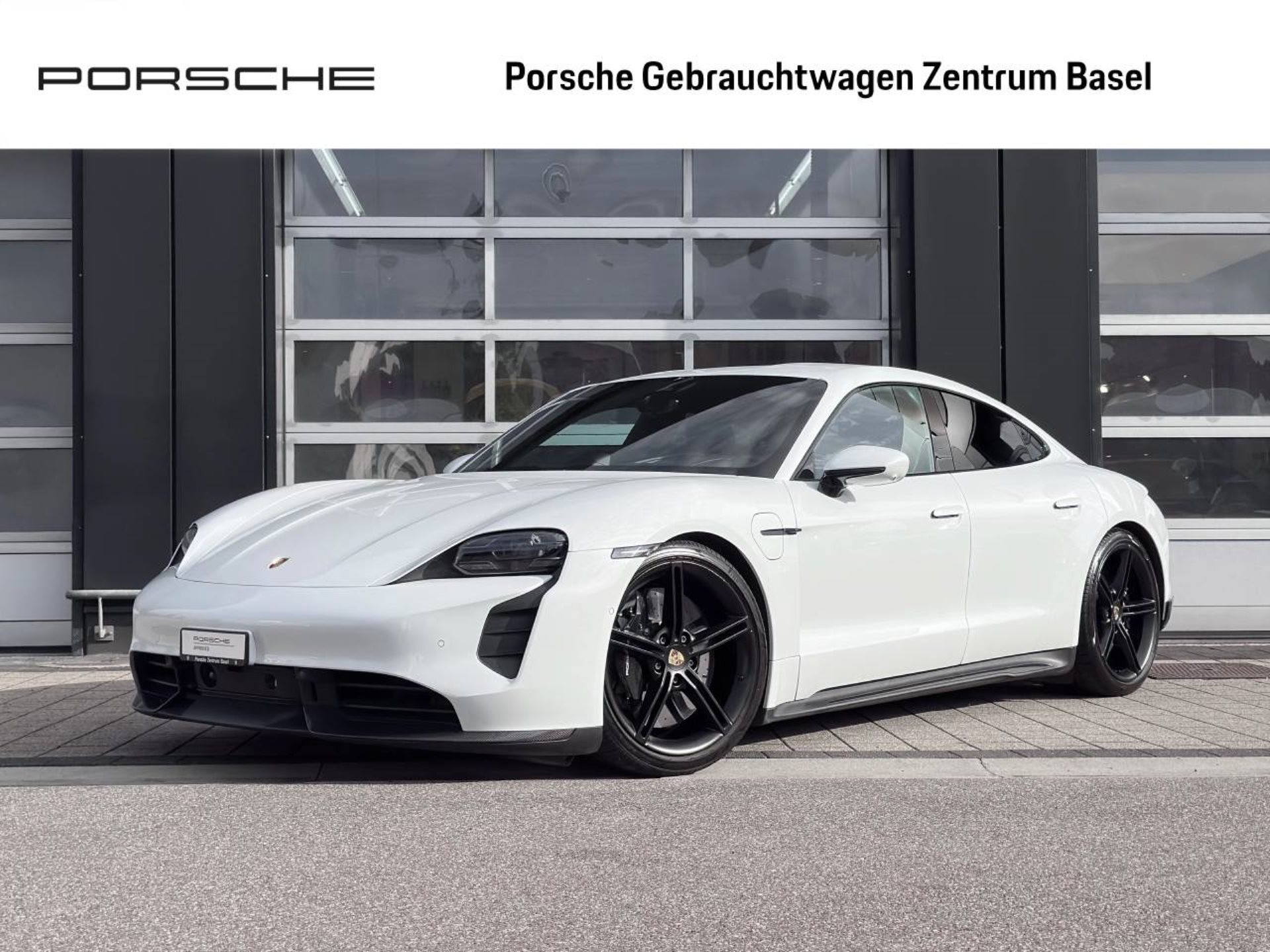 PORSCHE Taycan Turbo S