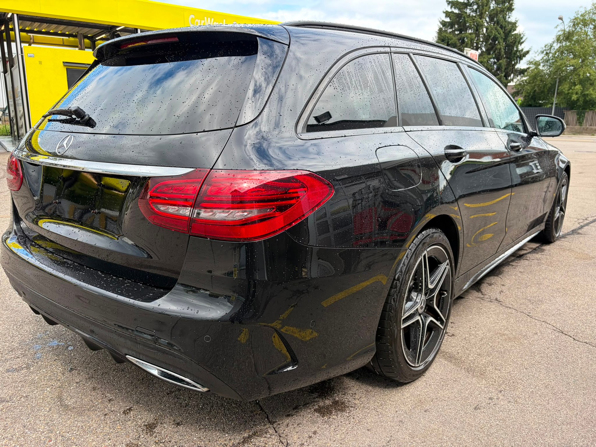 MERCEDES-BENZ C 220 d Swiss Star AMG Line 4M 9G-Tronic-image-7