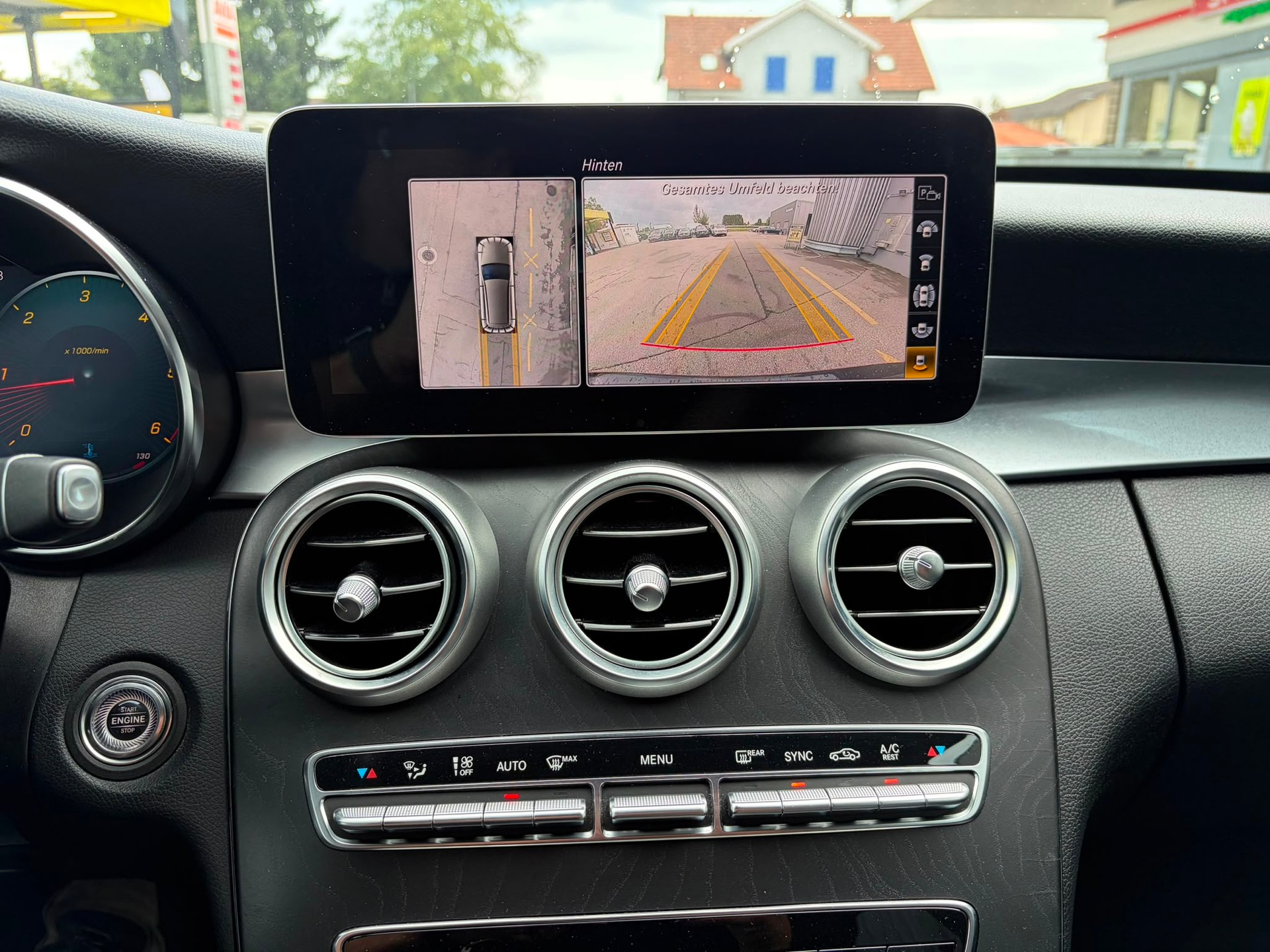 MERCEDES-BENZ C 220 d Swiss Star AMG Line 4M 9G-Tronic-image-10