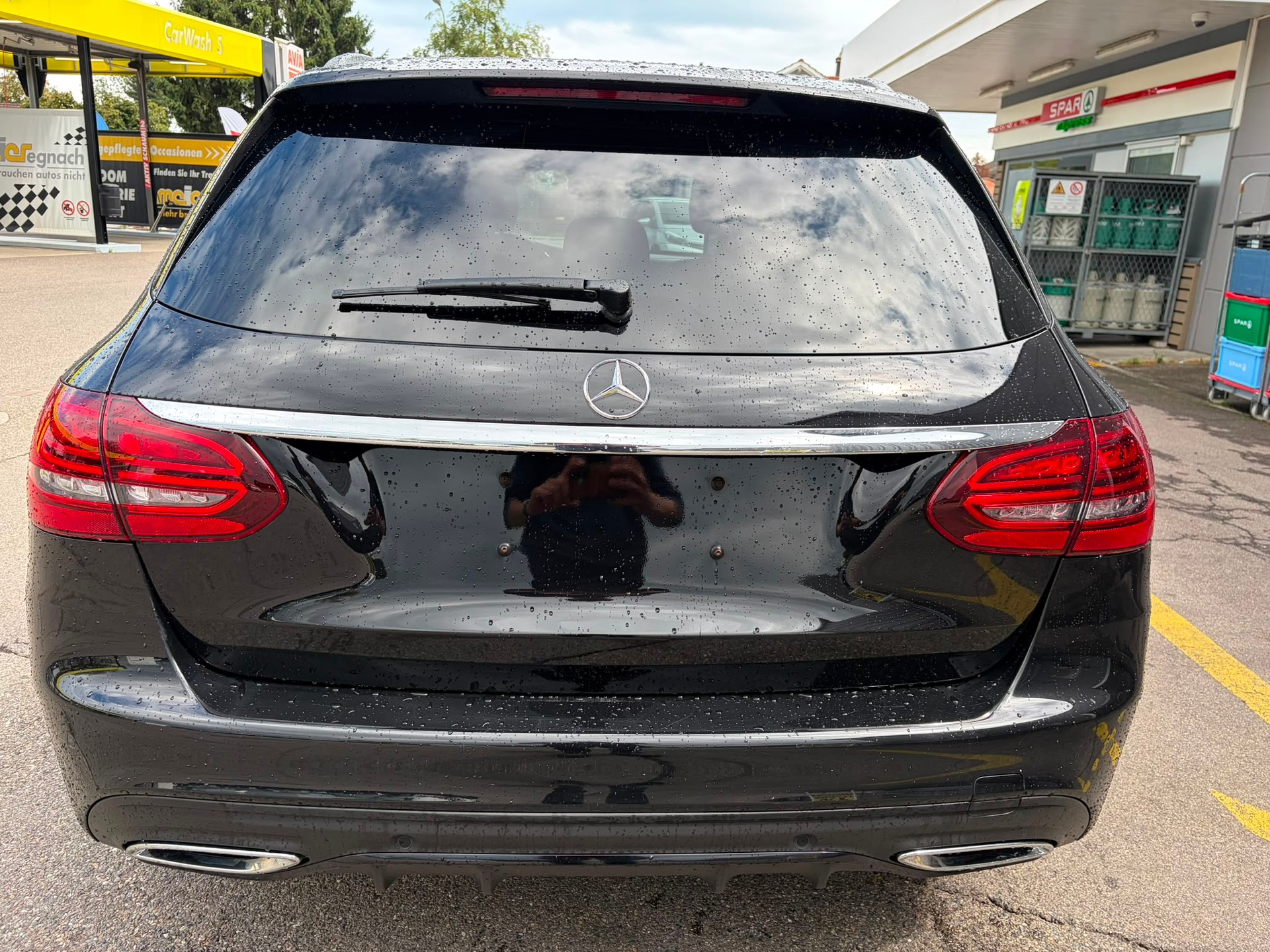 MERCEDES-BENZ C 220 d Swiss Star AMG Line 4M 9G-Tronic-image-5