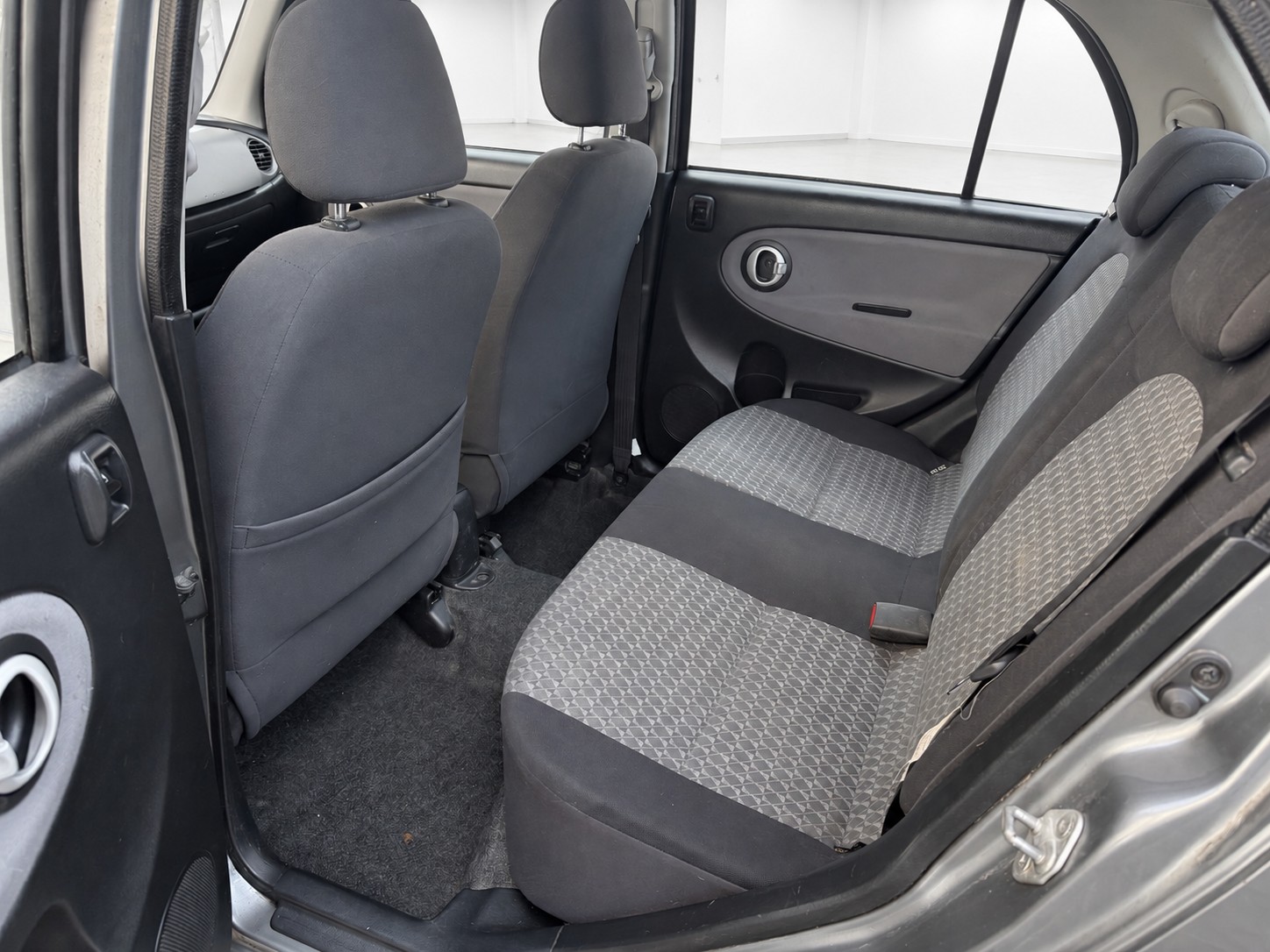 DAIHATSU Trevis 1.0-image-7