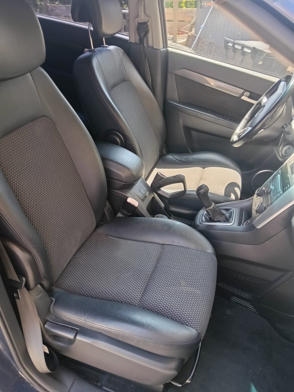 CHEVROLET Captiva 2.0 VCDi LS 4WD-image-9