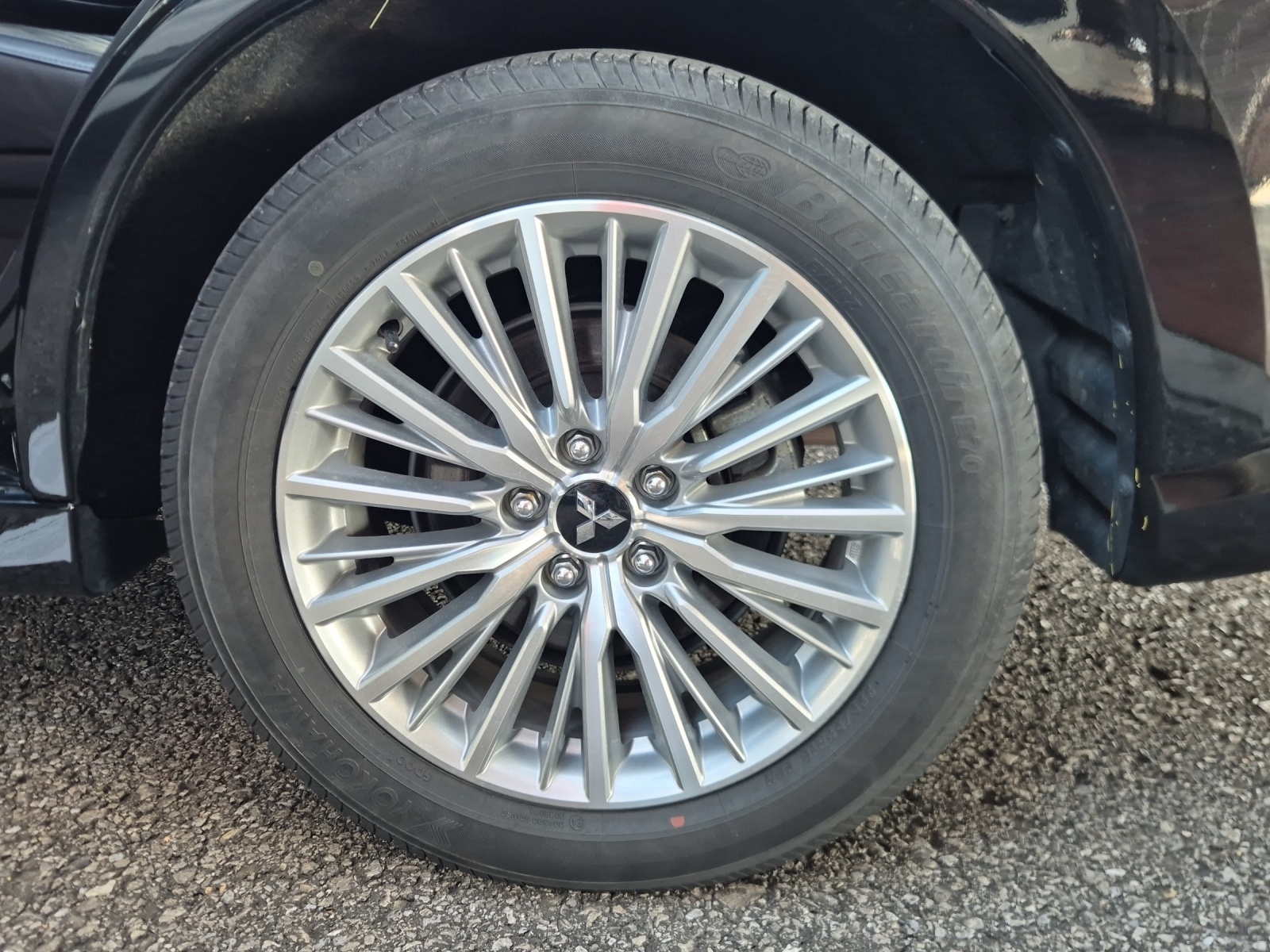 MITSUBISHI Outlander 2.4 PHEV Diamond-image-18