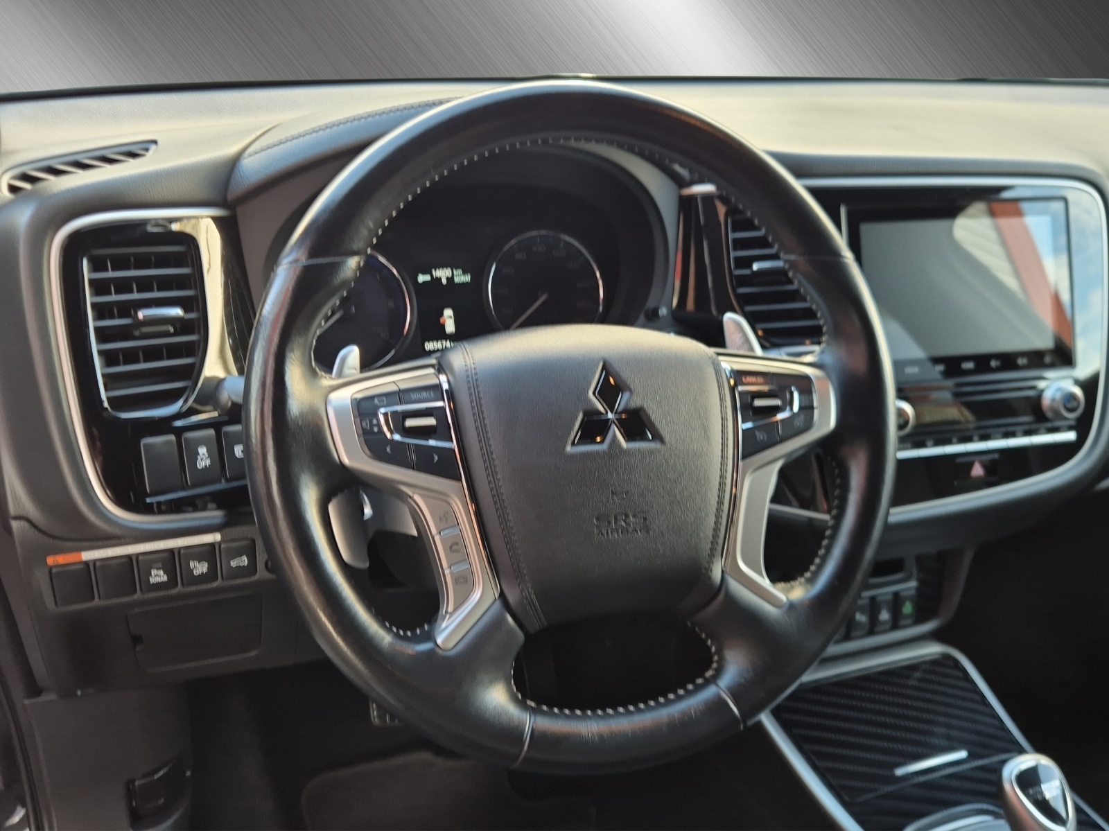 MITSUBISHI Outlander 2.4 PHEV Diamond-image-12