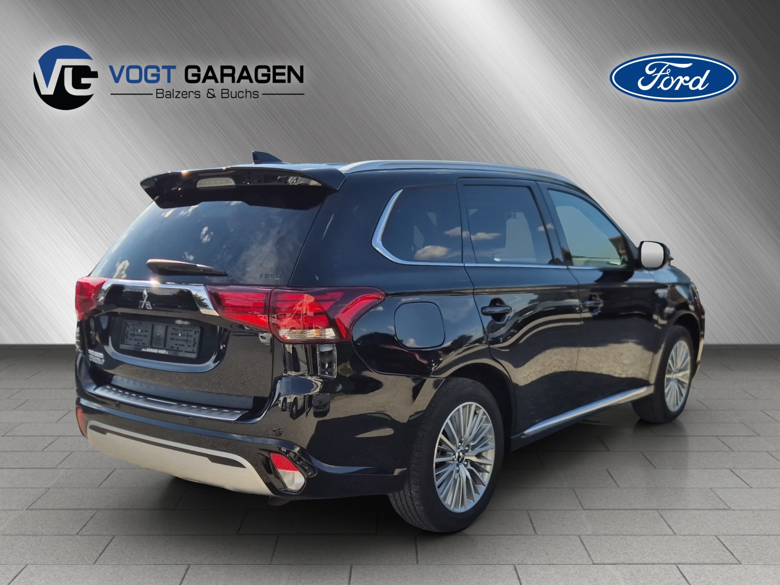 MITSUBISHI Outlander 2.4 PHEV Diamond-image-5