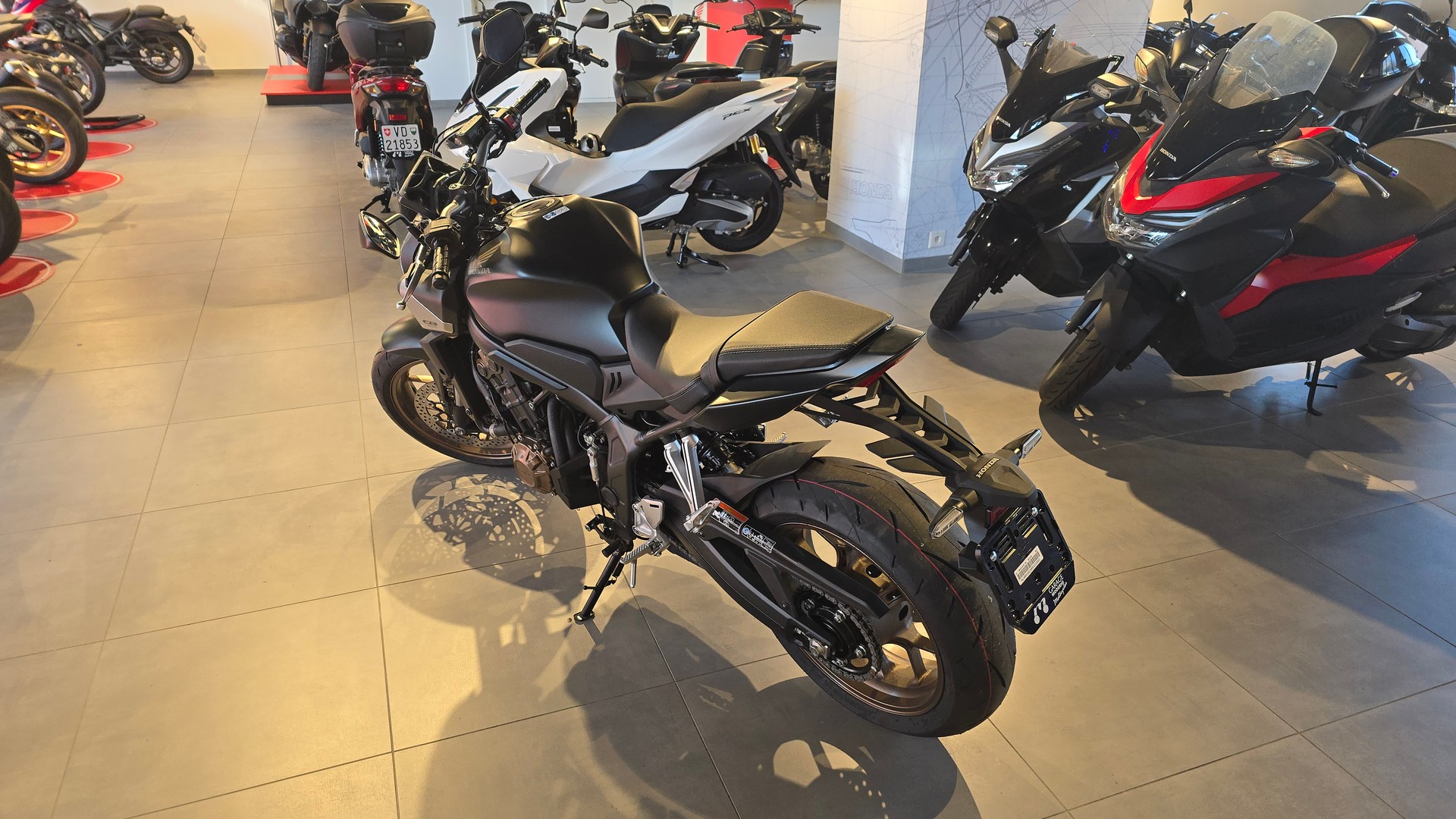 HONDA CB 650 R E-Clutch-image-8