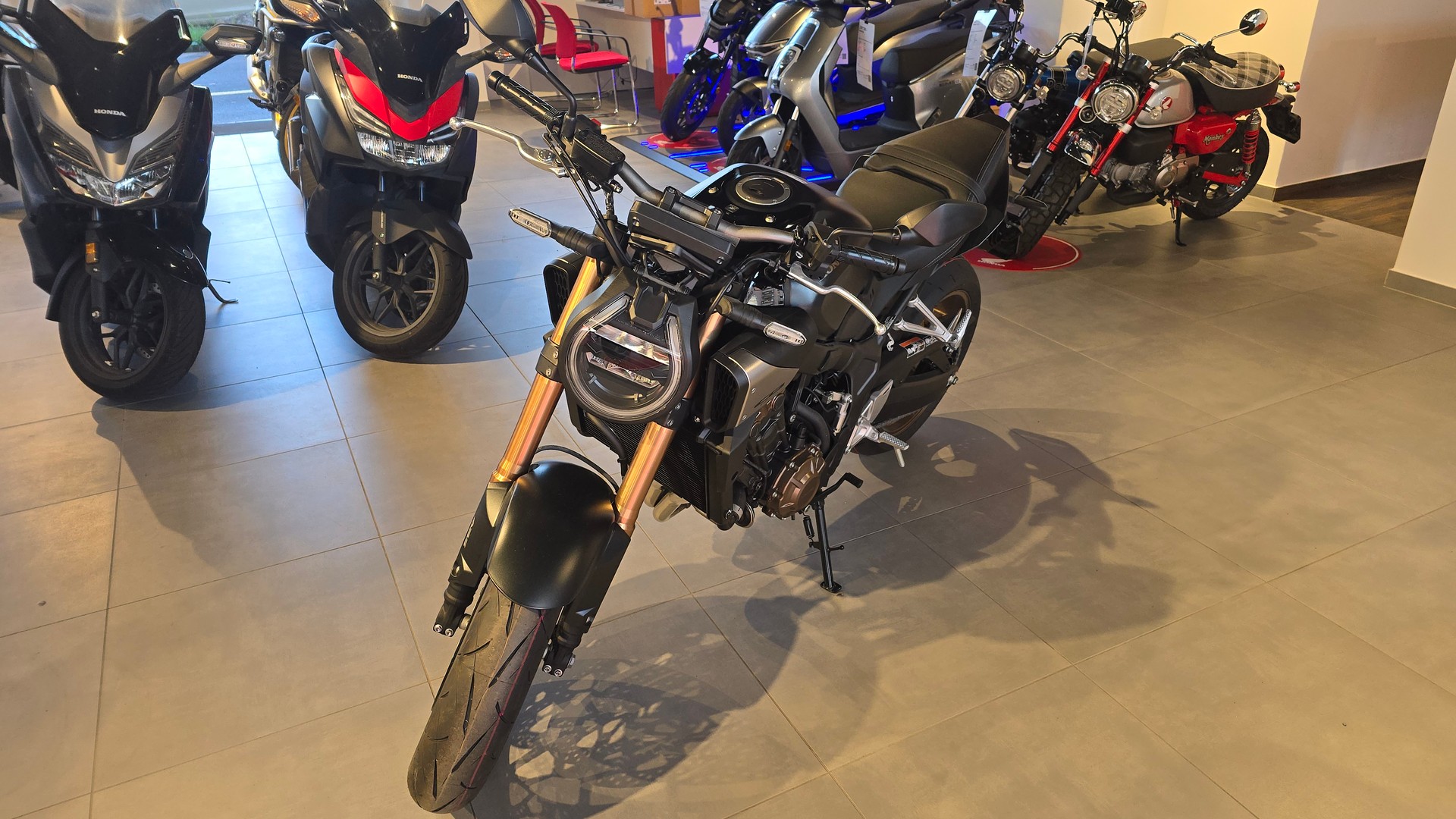 HONDA CB 650 R E-Clutch-image-0