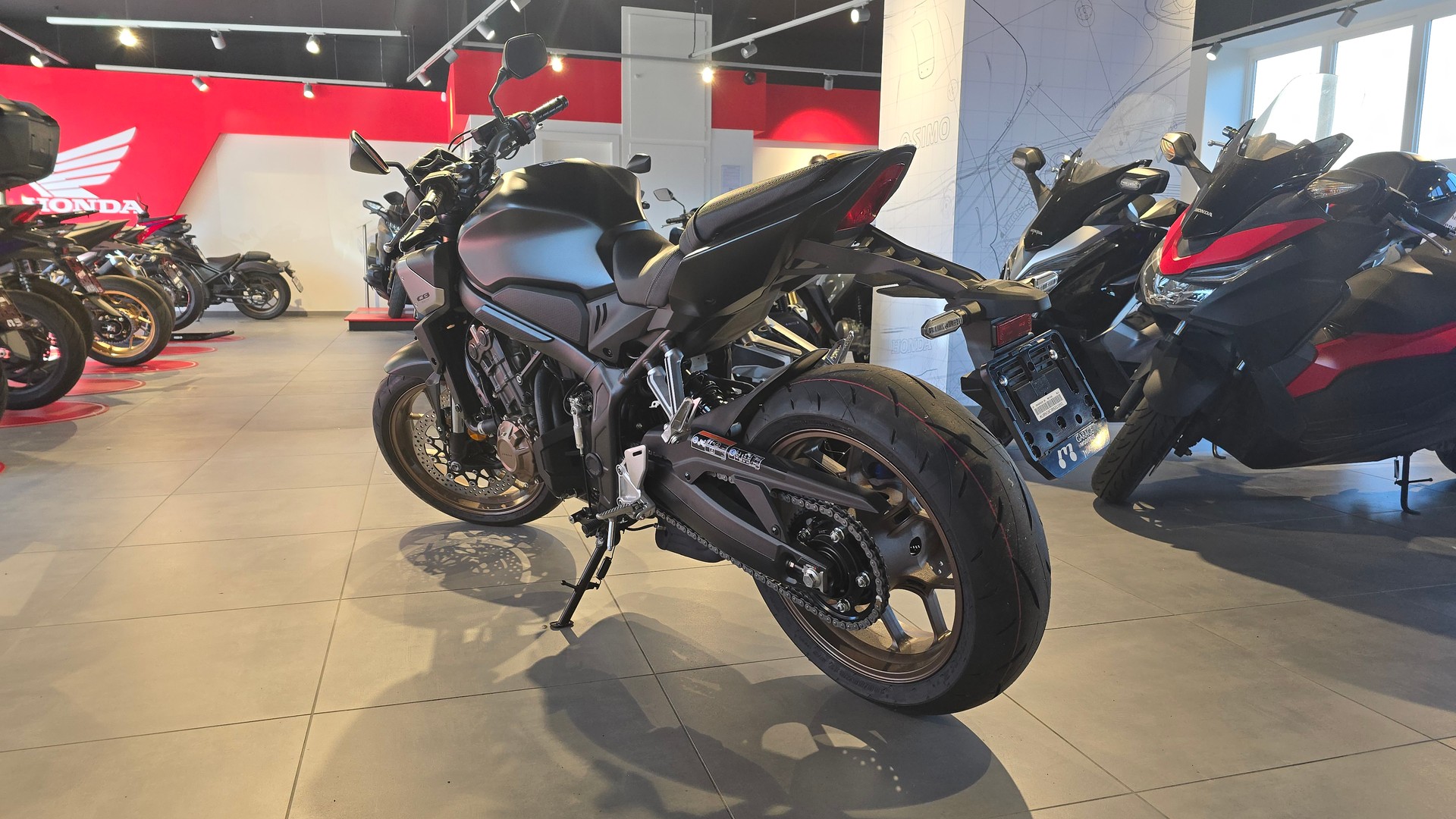 HONDA CB 650 R E-Clutch-image-9