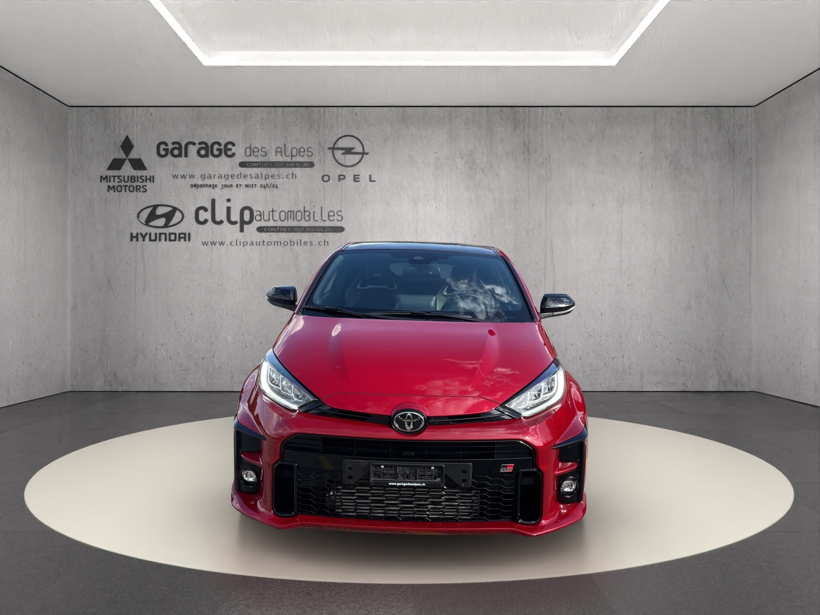 TOYOTA GR Yaris 1.6 Turbo Sport 4x4-showroom-element-1