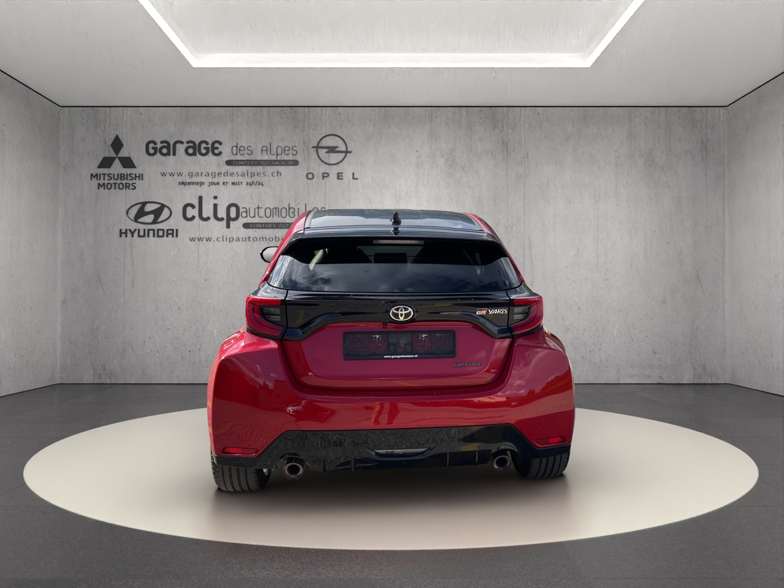 TOYOTA GR Yaris 1.6 Turbo Sport 4x4-showroom-element-3