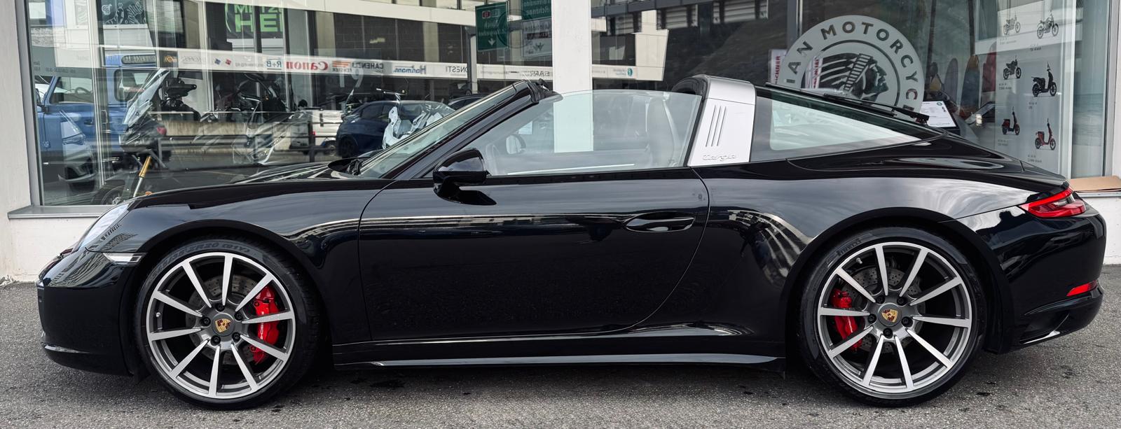 PORSCHE 911 Targa 4S PDK-showroom-element-2