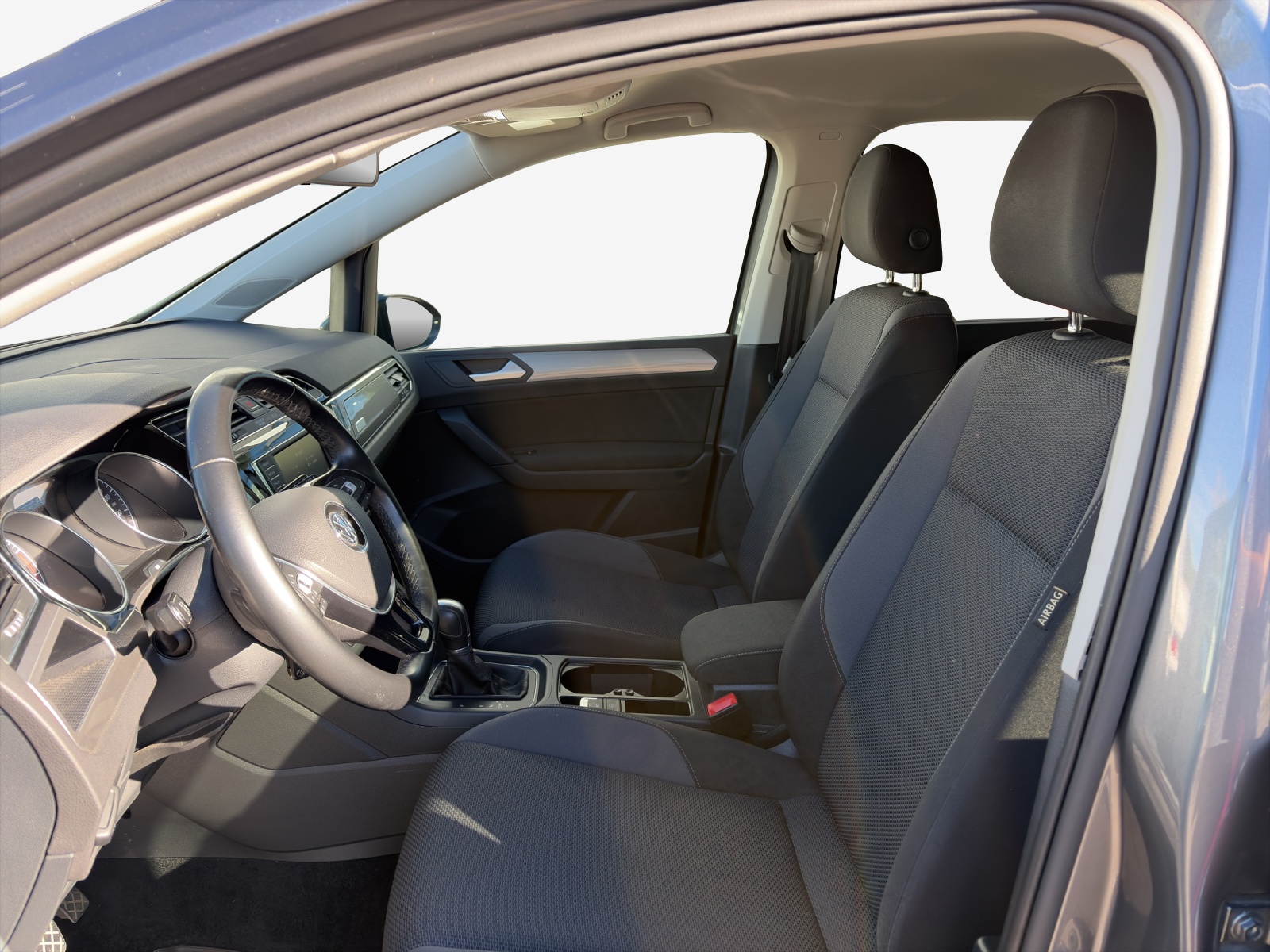 VW Touran 1.4 TSI BlueMotion Technology Trendline DSG-image-7